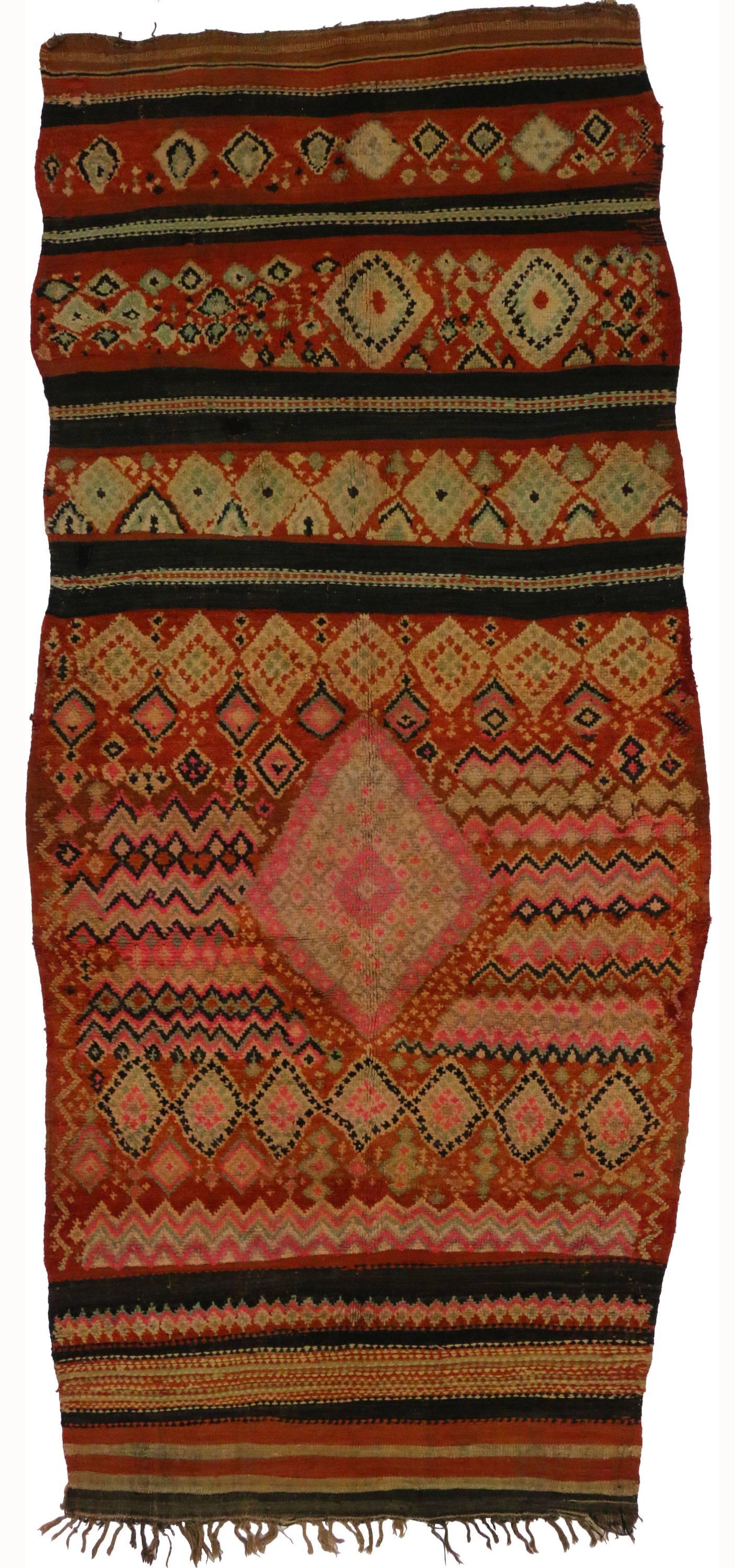 Wool Vintage Berber Moroccan Rug with Modern Tribal Style