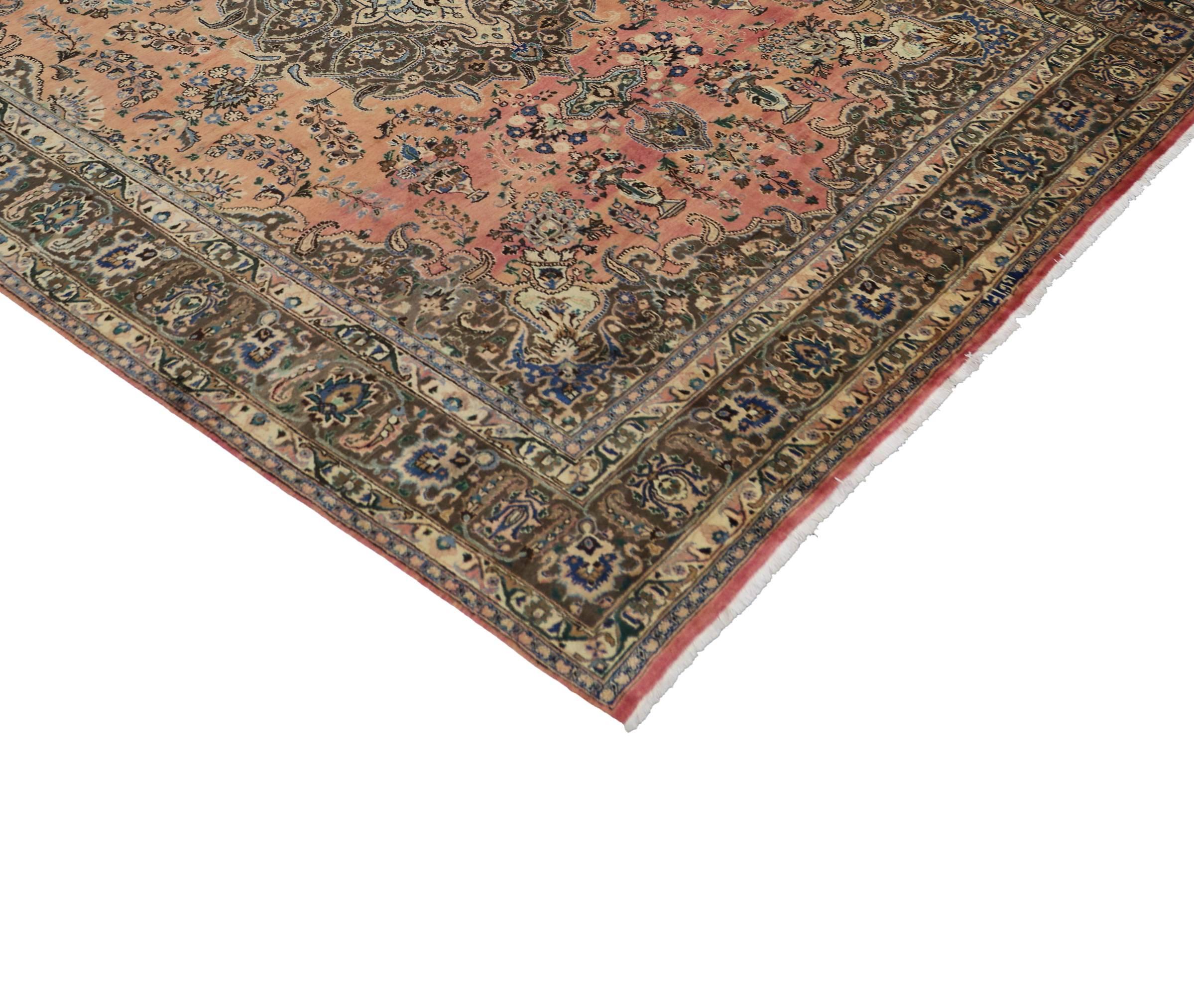 Vintage Khorassan Persian Rug with Traditional Style For Sale 4