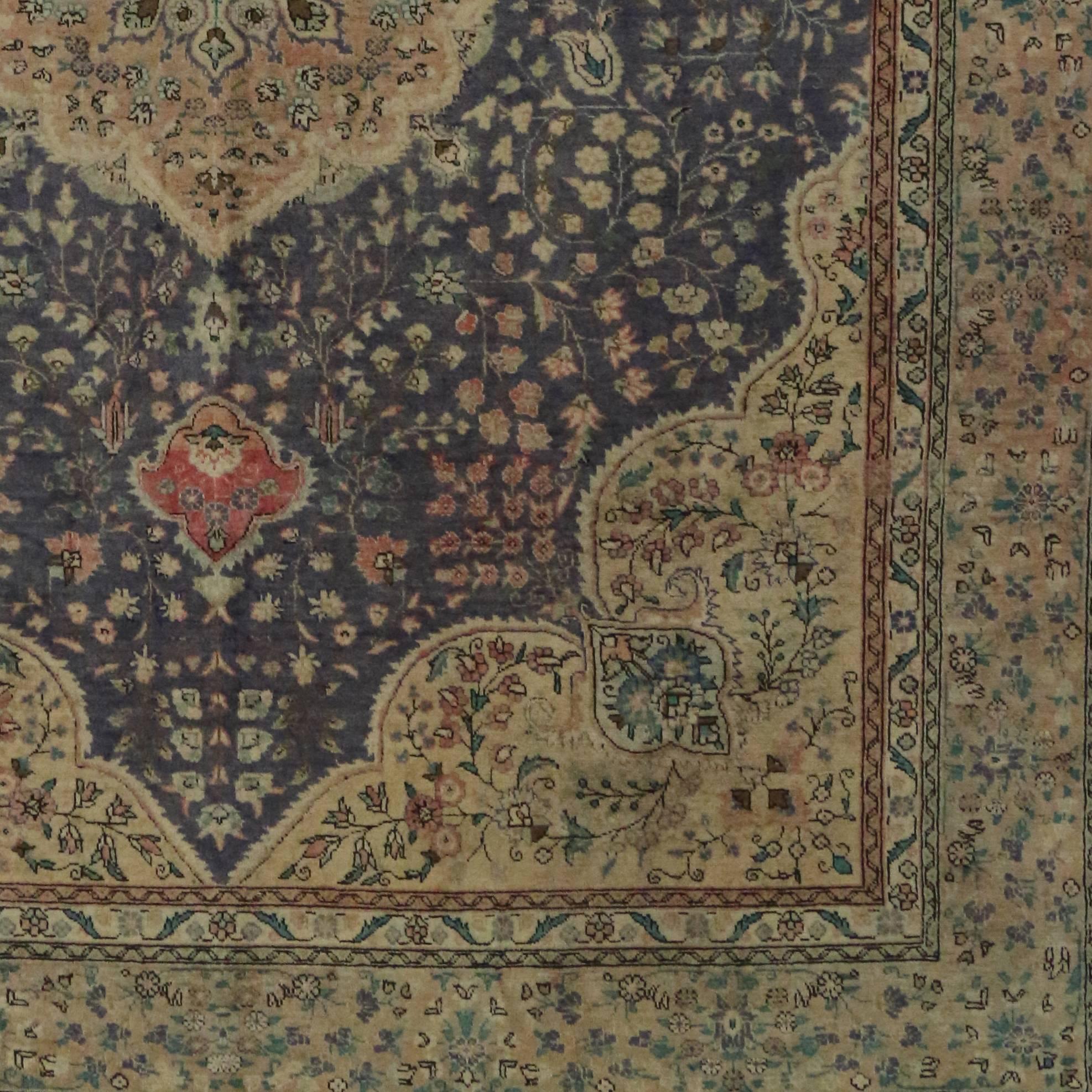 Tapis persan vintage de Tabriz avec style cottage européen en vente 4