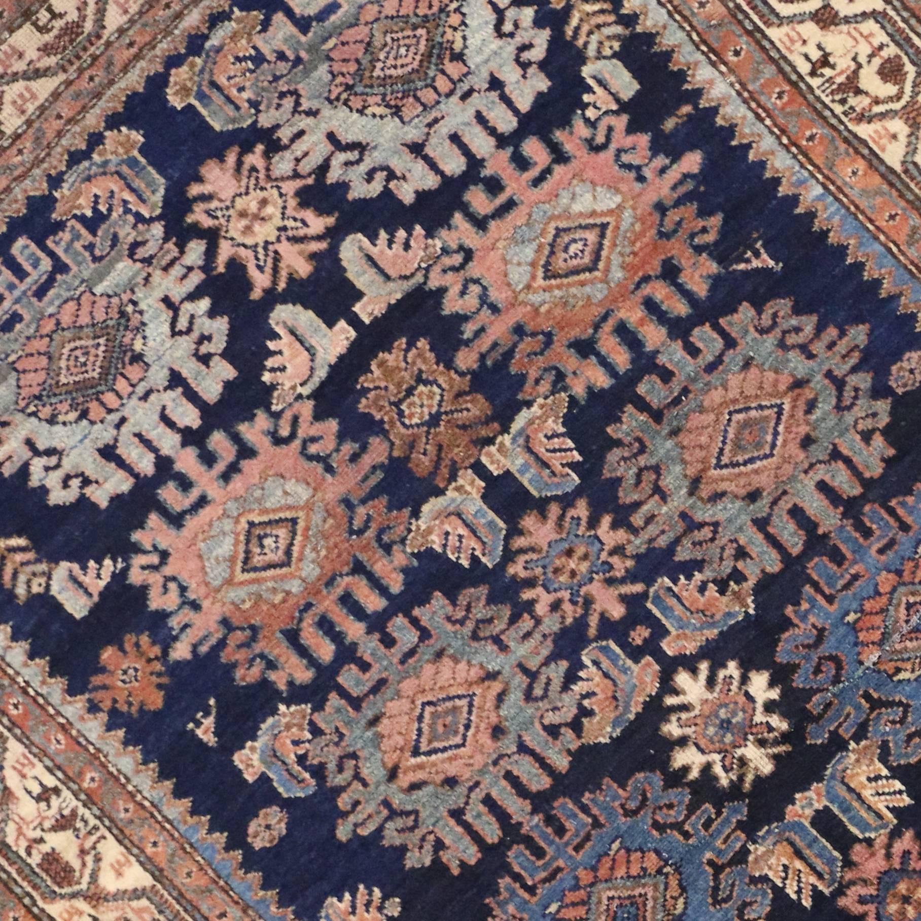 Traditional Style Antique Persian Malayer Rug with Large-Scale Geometric Print For Sale 2