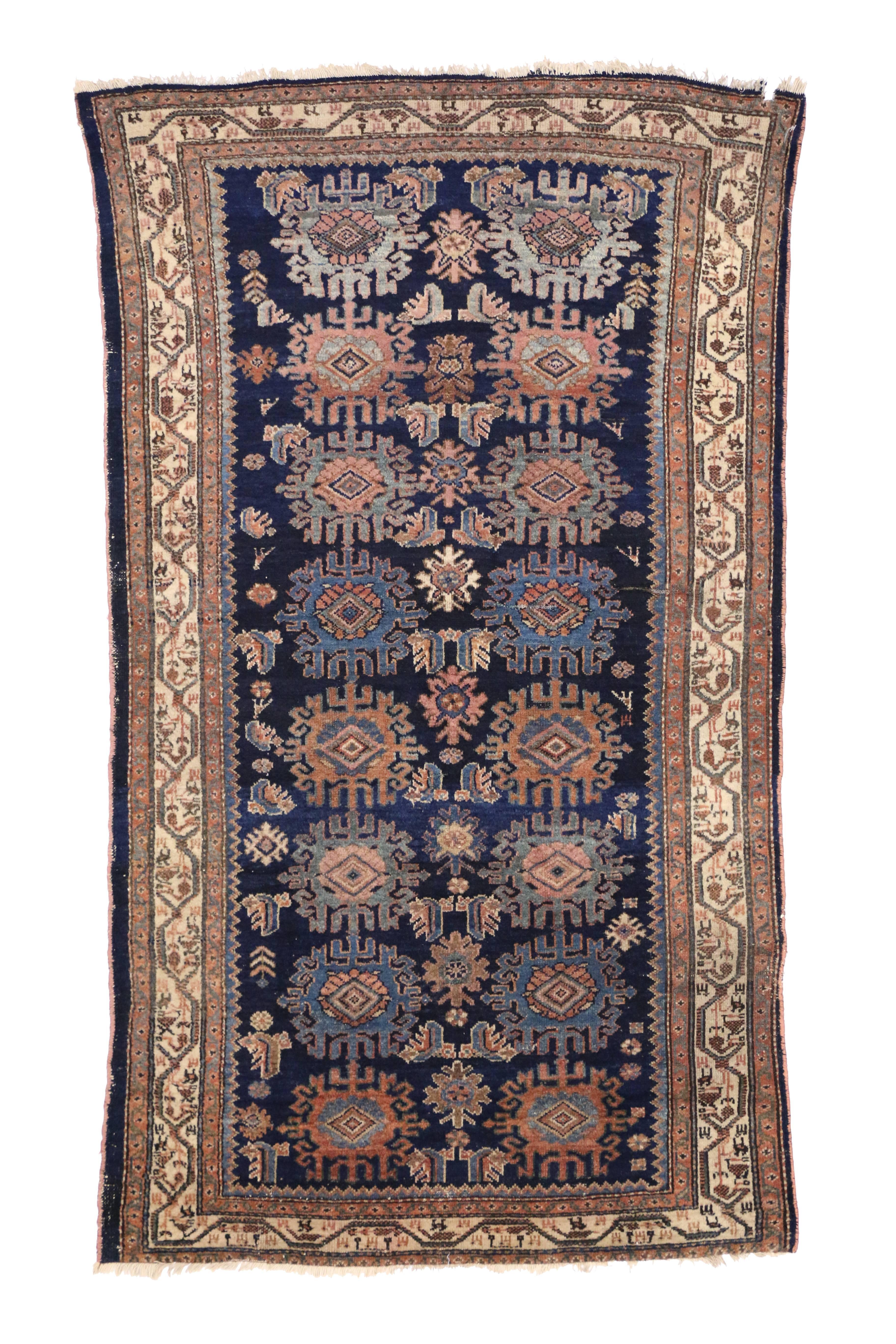 Traditional Style Antique Persian Malayer Rug with Large-Scale Geometric Print For Sale 4