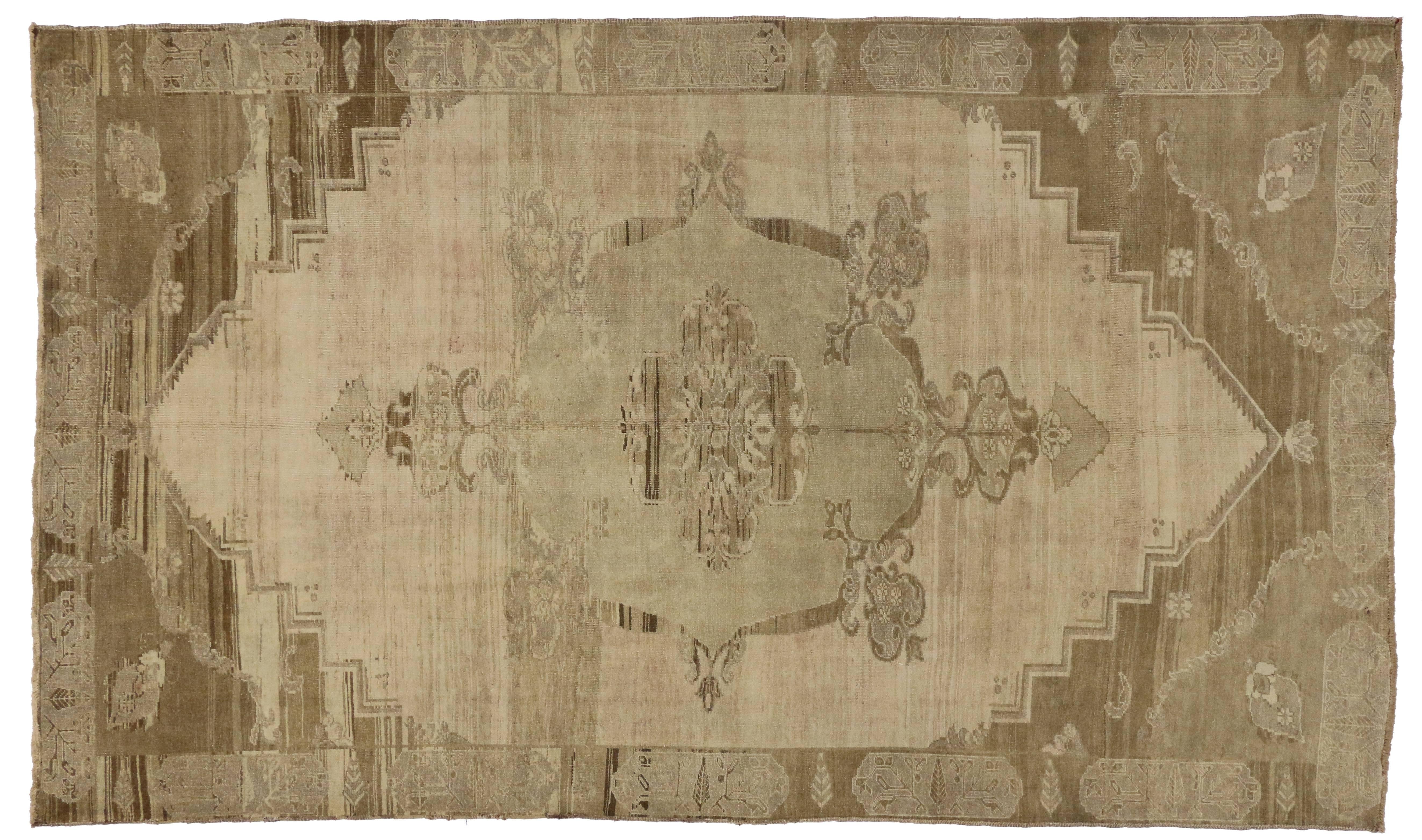Vintage Turkish Oushak Rug with Warm, Neutral Colors and Modern Style For Sale 5
