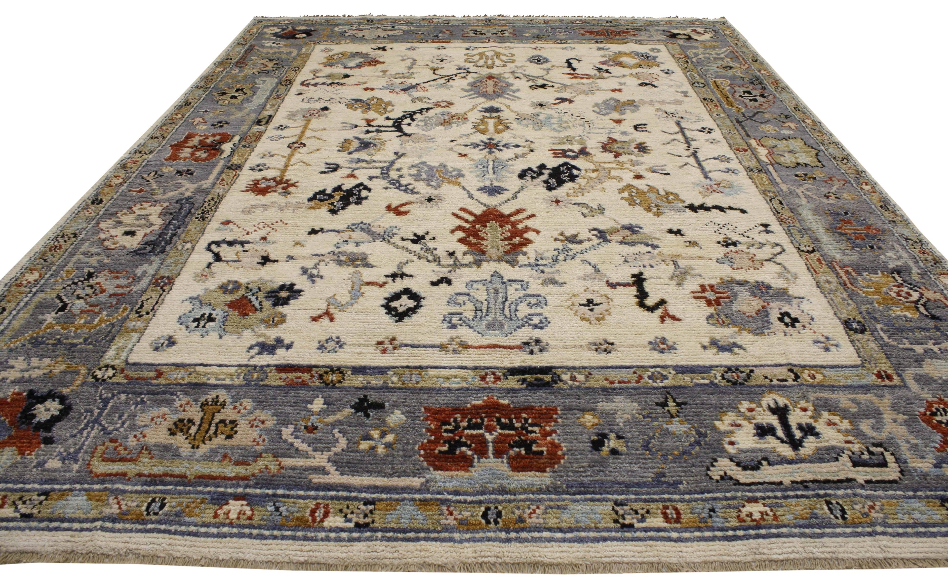 Pakistani New Contemporary Oushak Area Rug with Transitional Style For Sale