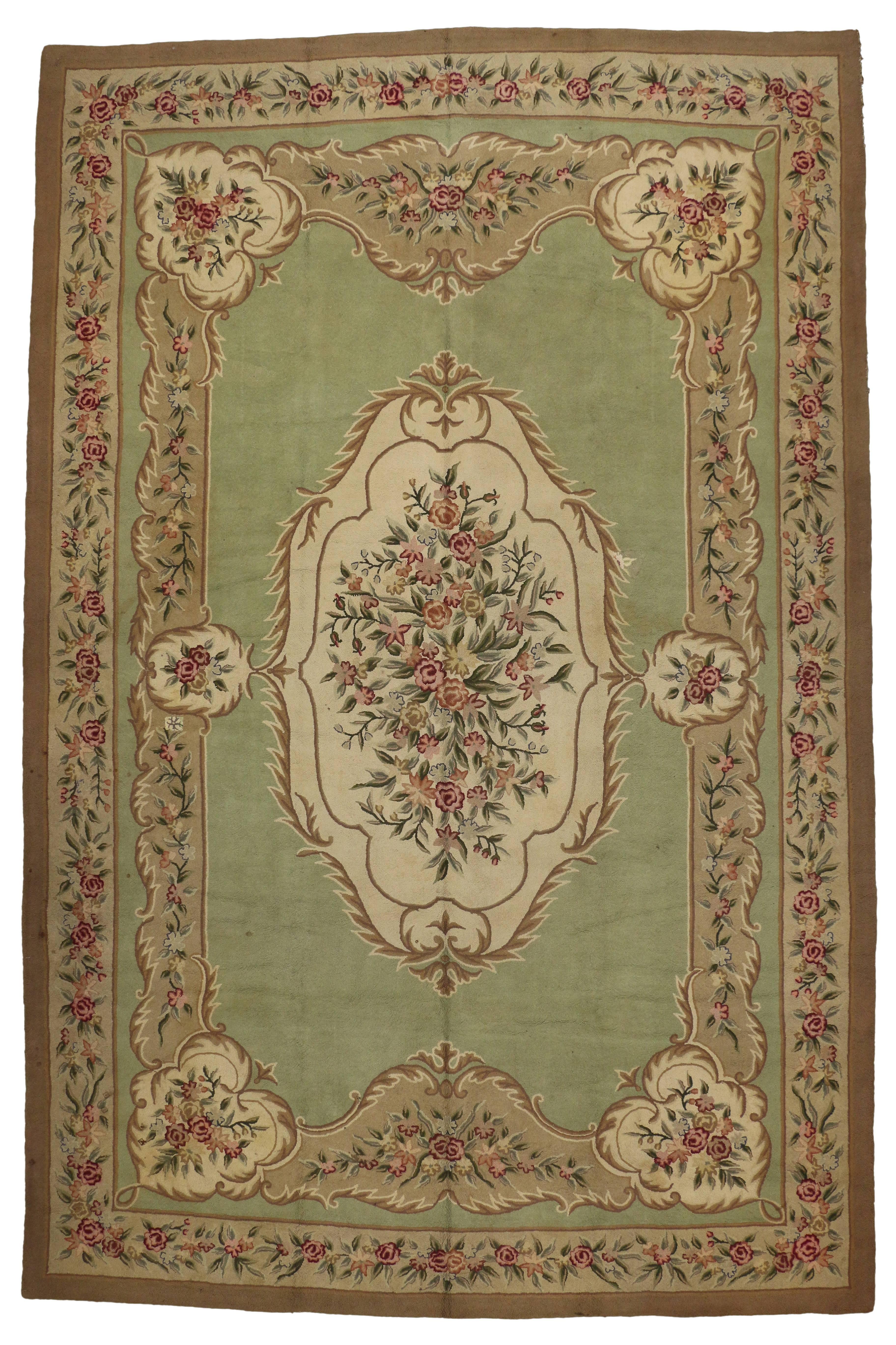 Antique French Aubusson Chinese Hooked Palace Size Rug with Chintz Style In Good Condition In Dallas, TX