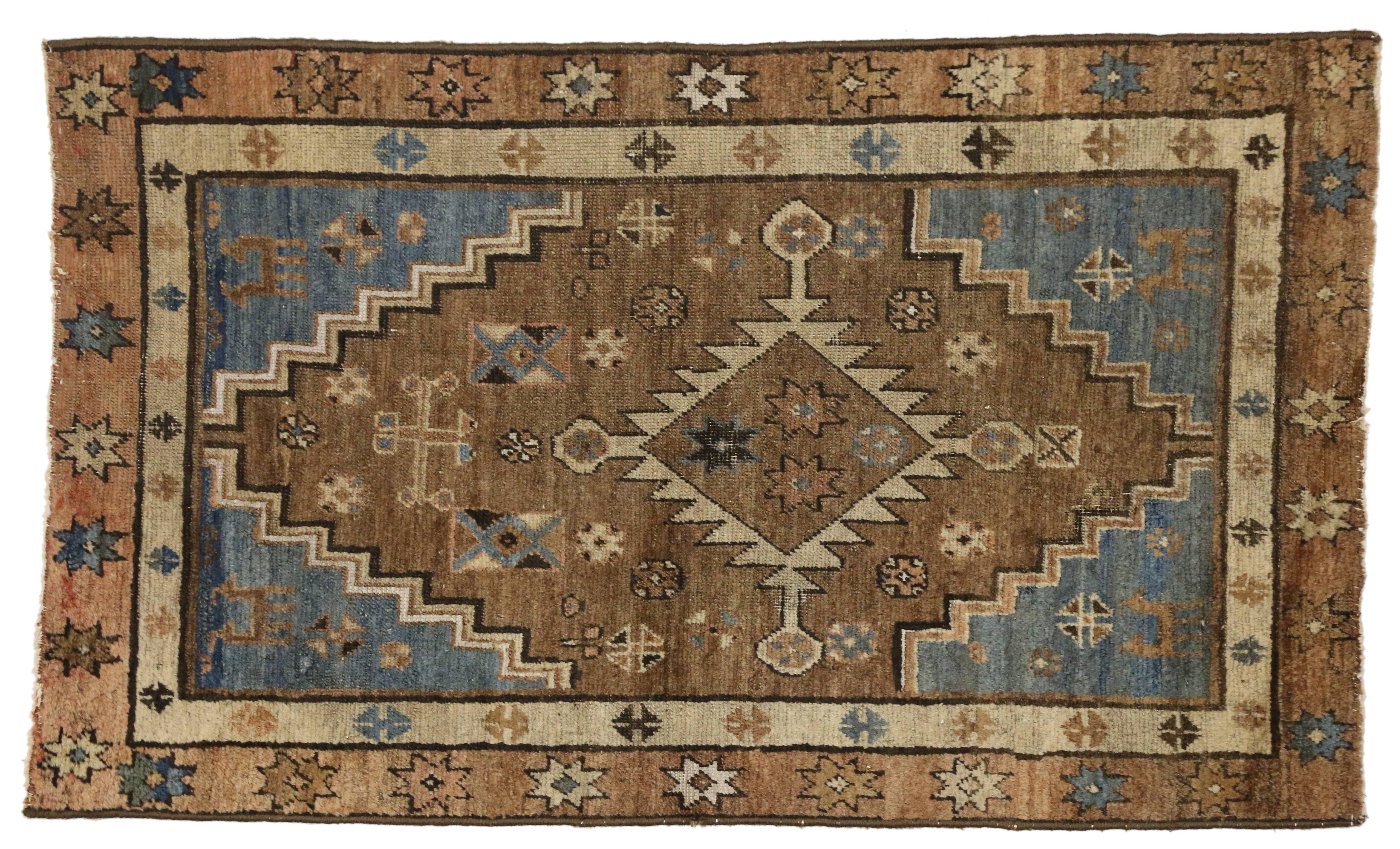 Antique Persian Bakshaish Rug with Modern Tribal Style For Sale 2