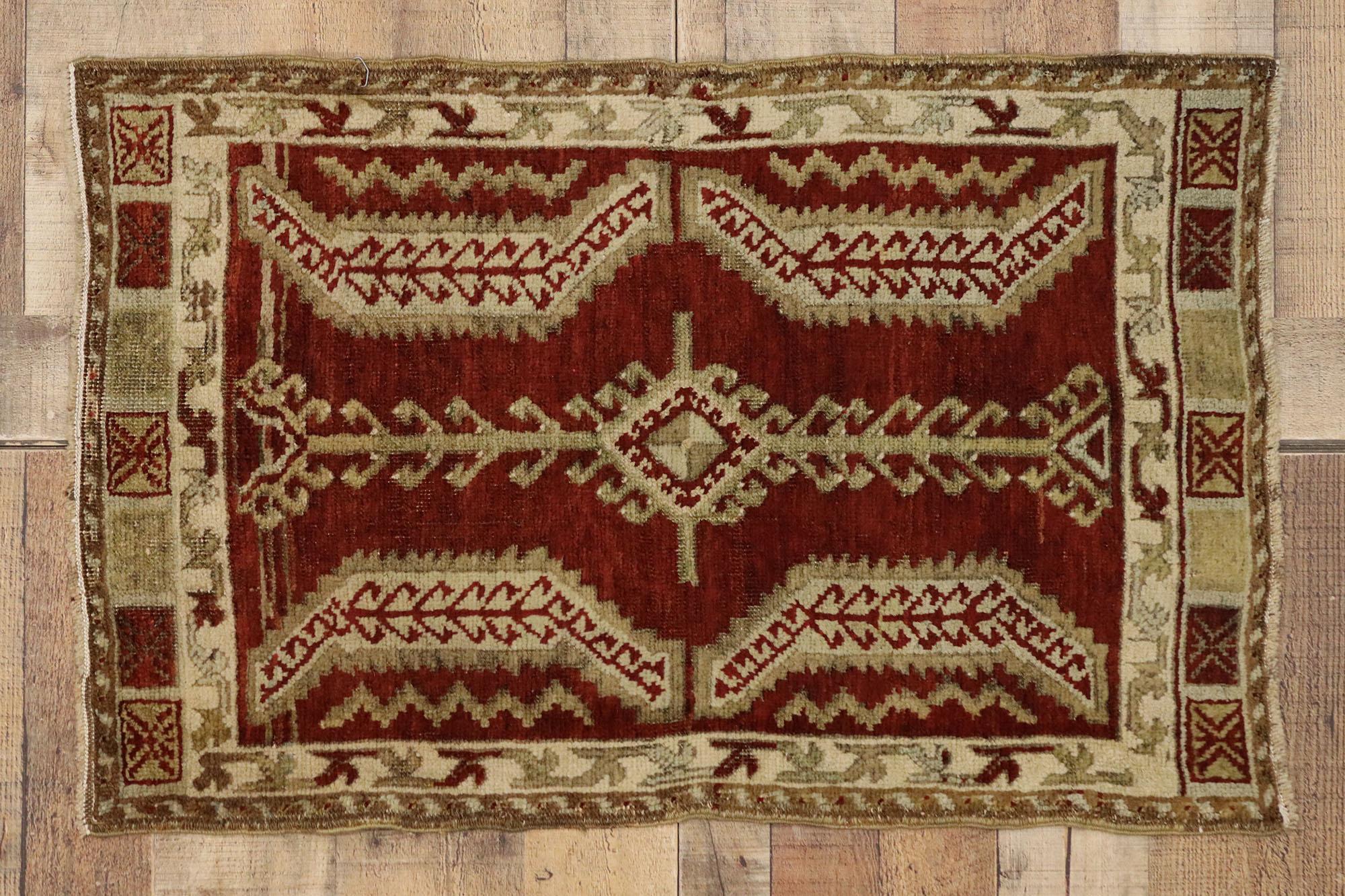 Türkischer Oushak Yastik-Schachtelteppich im Vintage-Stil, kleiner Akzent-Teppich im Angebot 3
