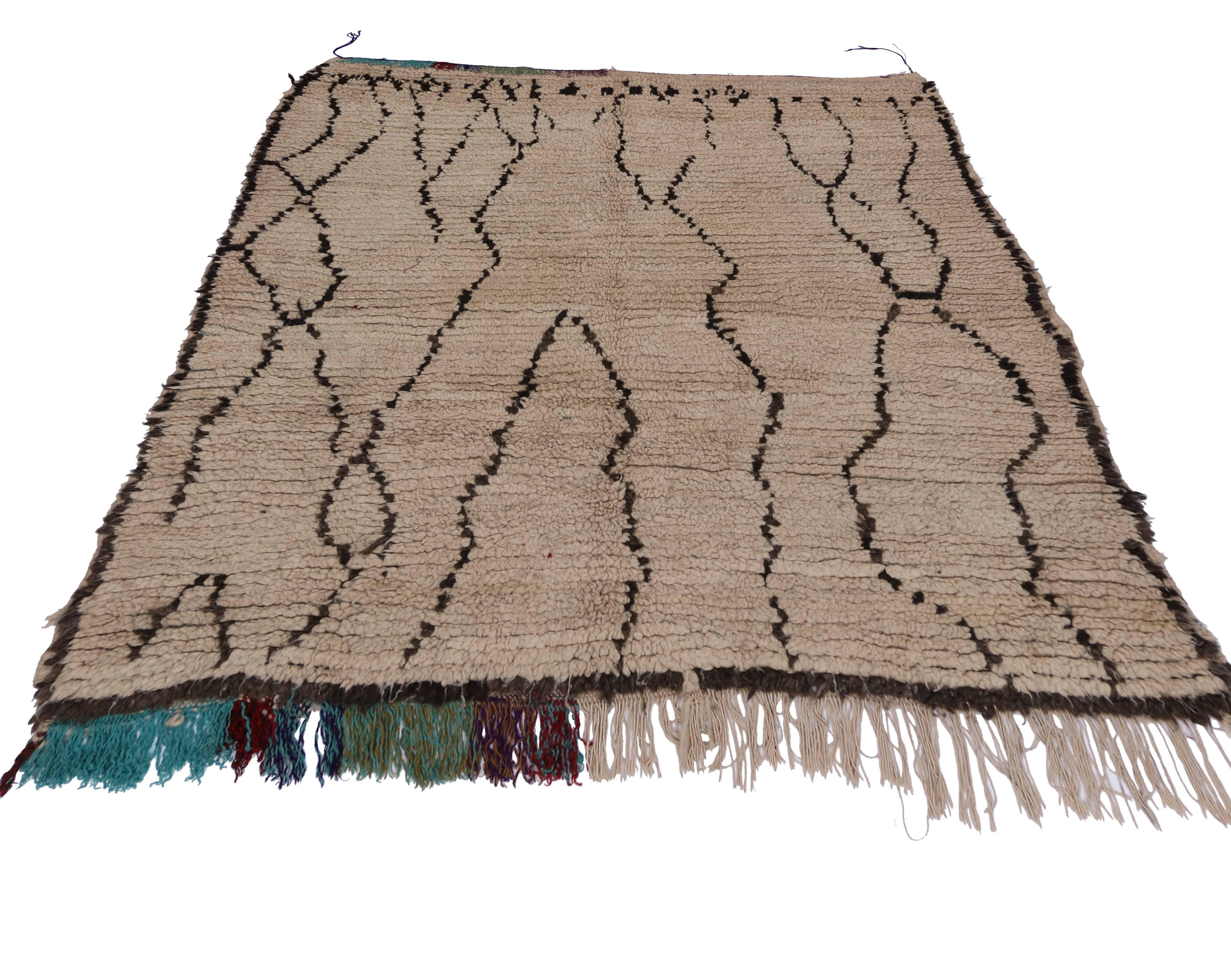 Berber Moroccan Rug with Minimalist Design and Mid-Century Modern Style 3