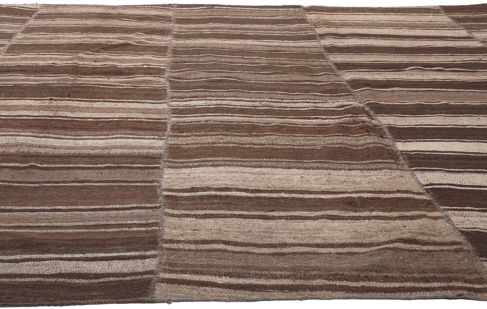 Earth-Tone Vintage Turkish Kilim Rug, Wabi-Sabi Embraces Rustic Finesse In Good Condition For Sale In Dallas, TX