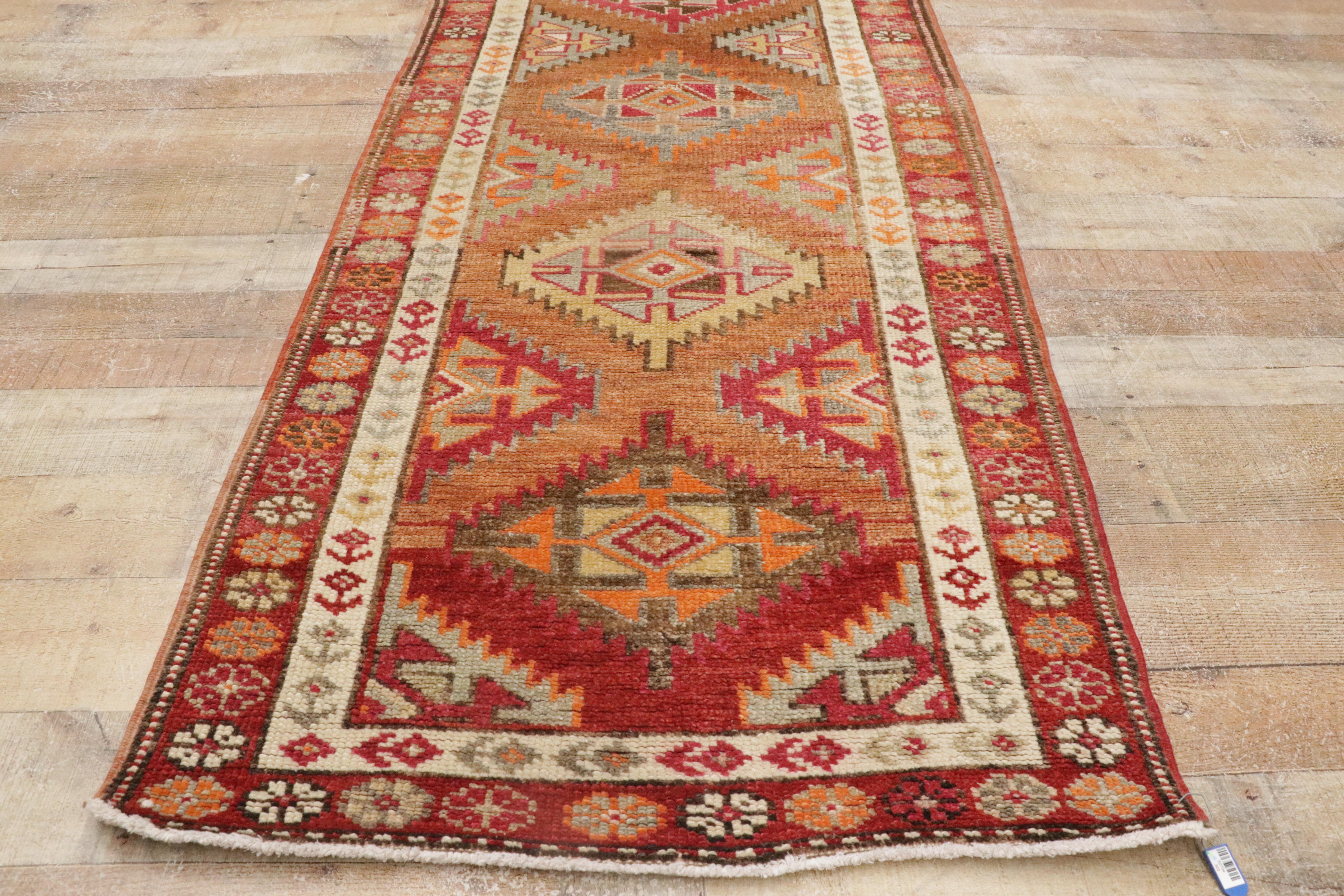 1950's Turkish Oushak Carpet with Traditional Style For Sale 3