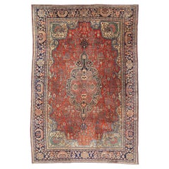 Late 19th Century Persian Sarouk Farahan Carpet with Traditional Style