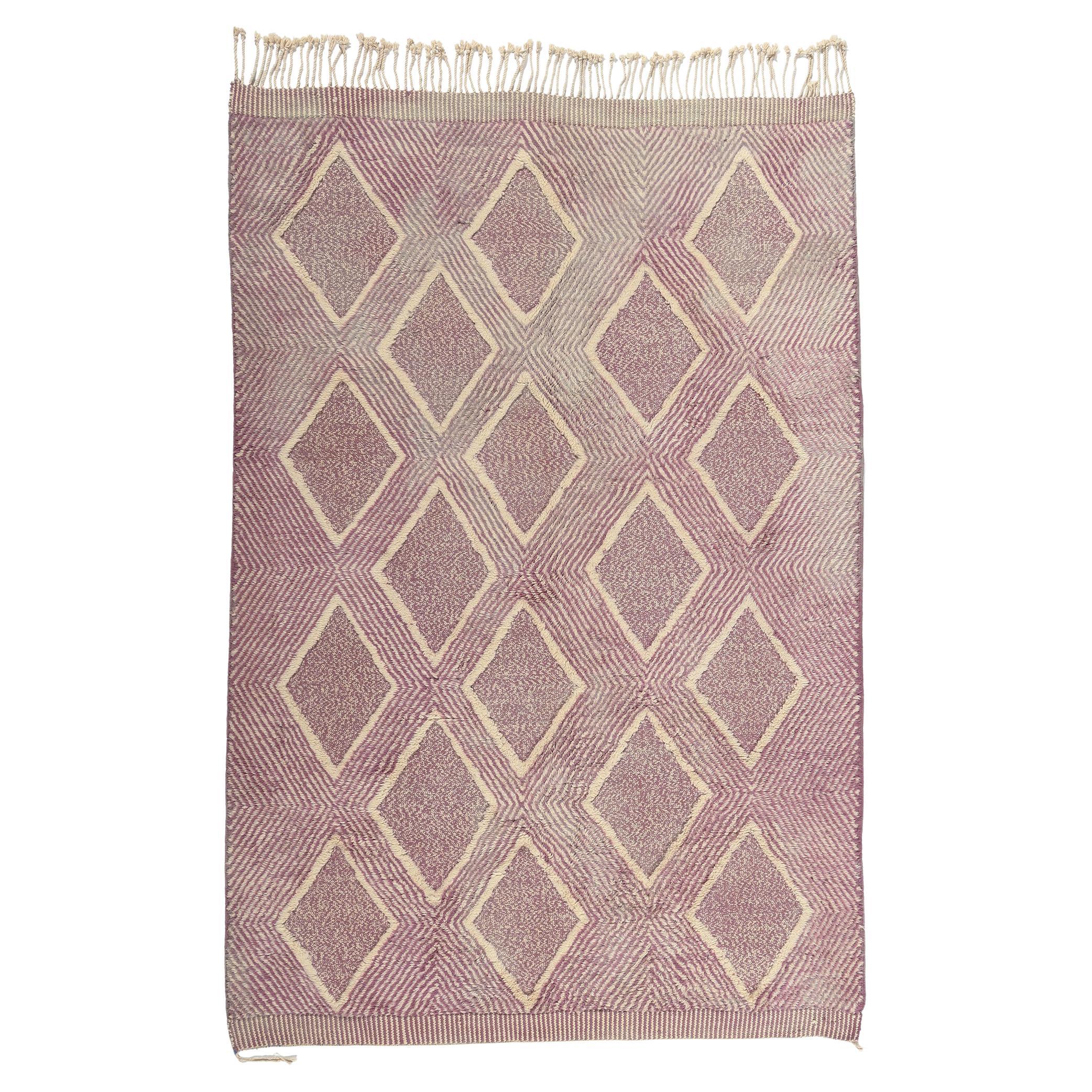 Modern Beni Mrirt High-Low Moroccan Rug, Cozy Nomad Meets Boho Hygge For Sale