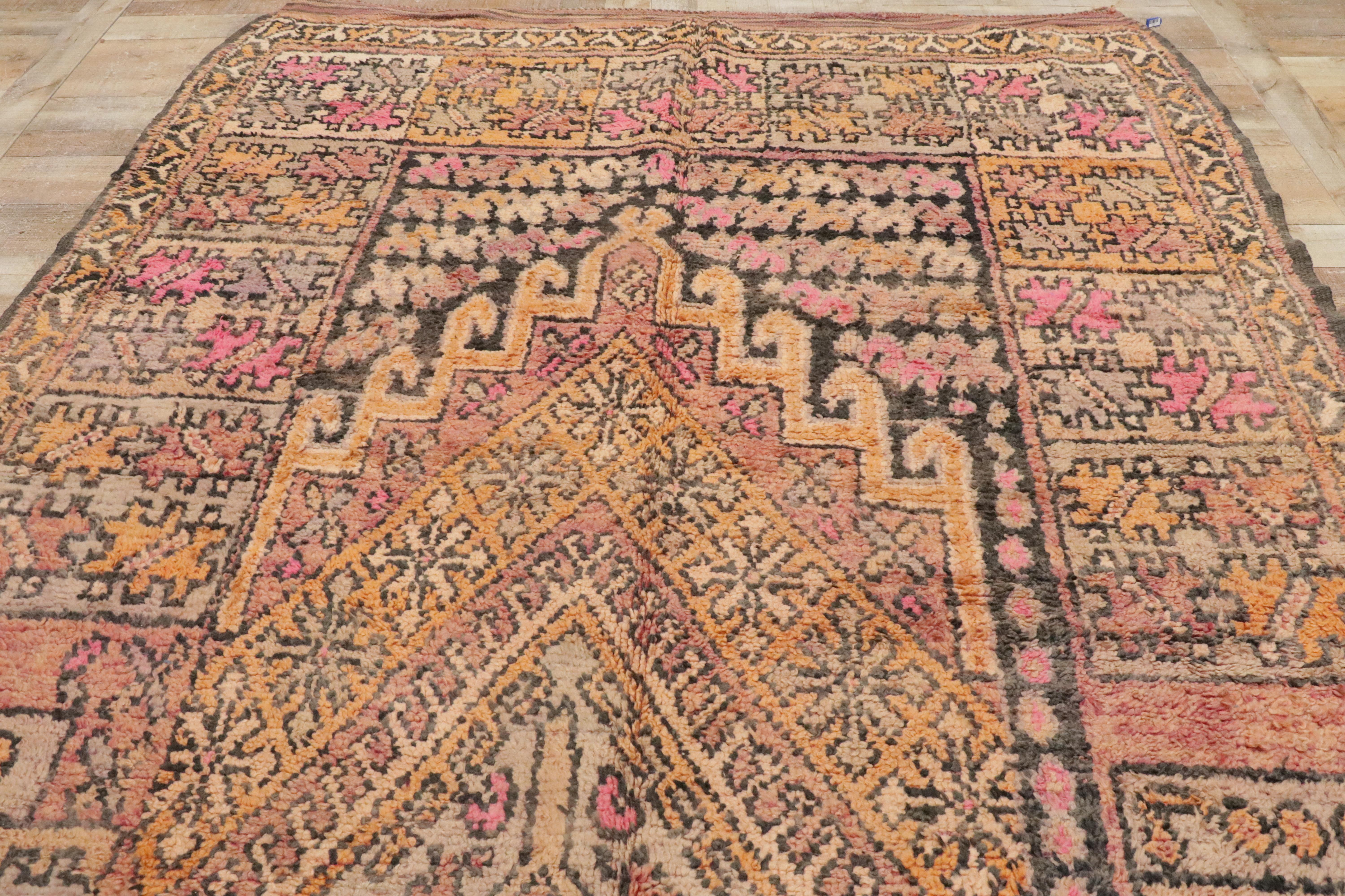 Alfombra Bereber Boujad Marroquí de los 80 con Estilo Bohemio en venta 6