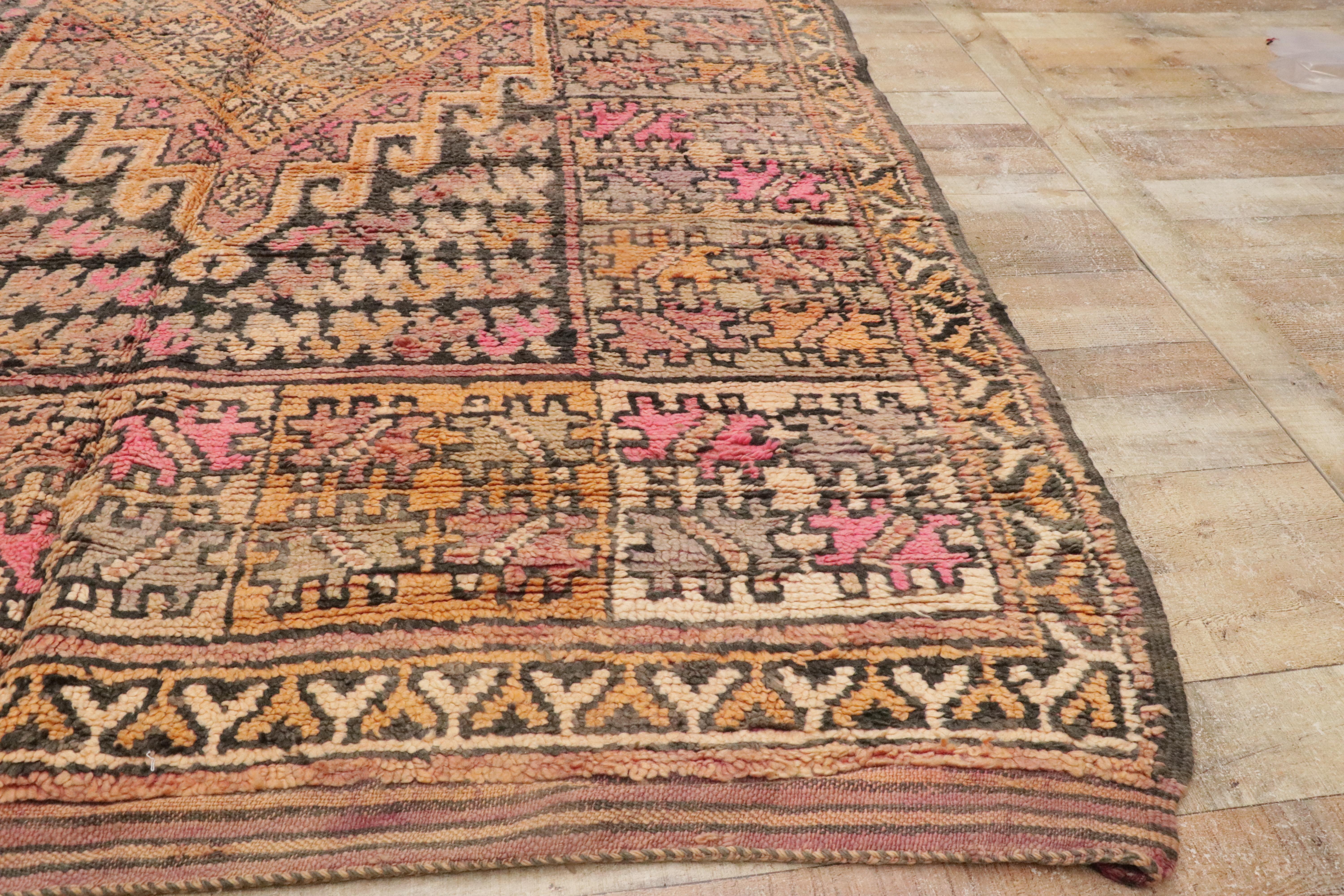 Alfombra Bereber Boujad Marroquí de los 80 con Estilo Bohemio en venta 5