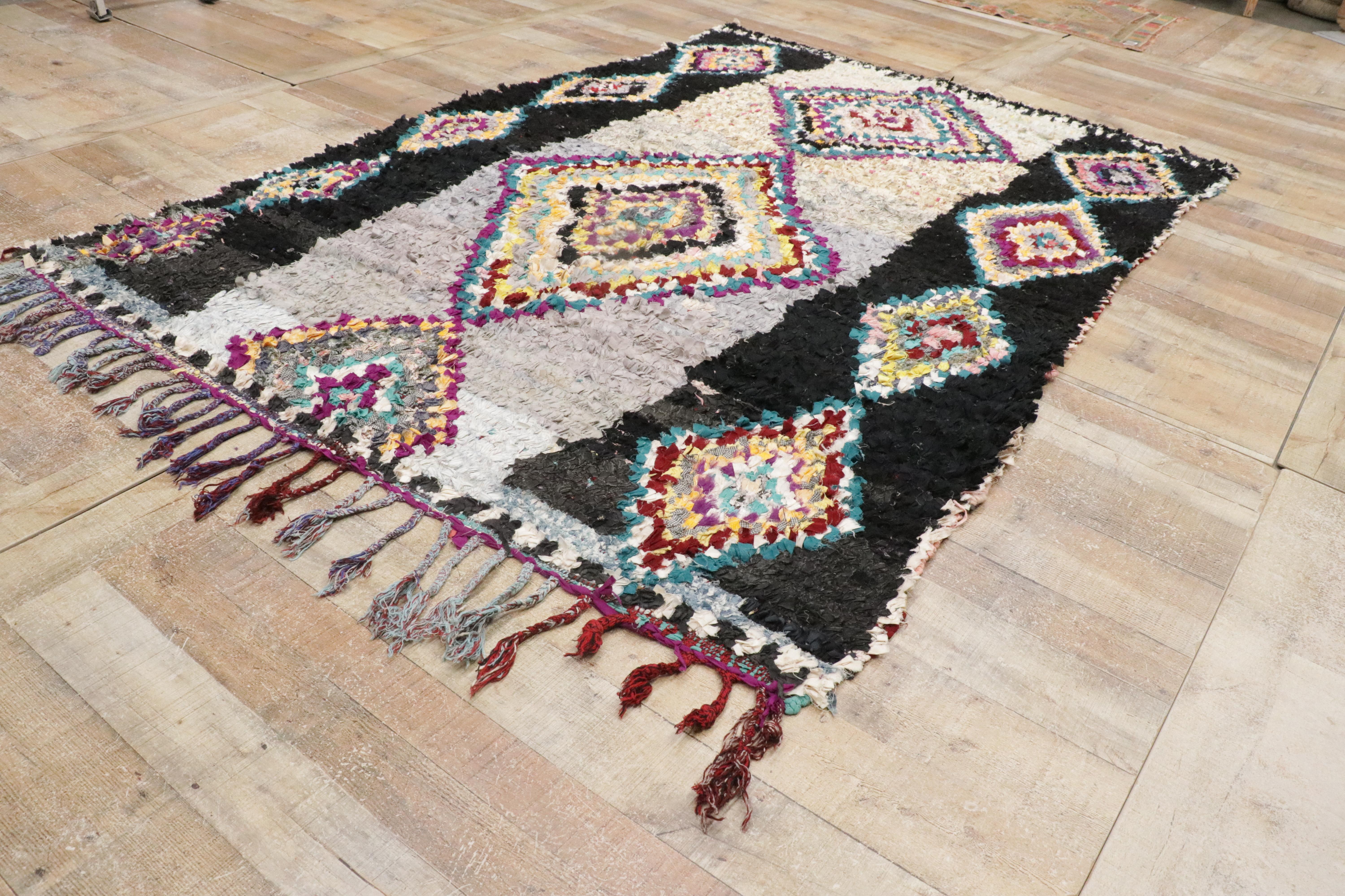Tapis marocain des années 1980, Boucherouite berbère en vente 3