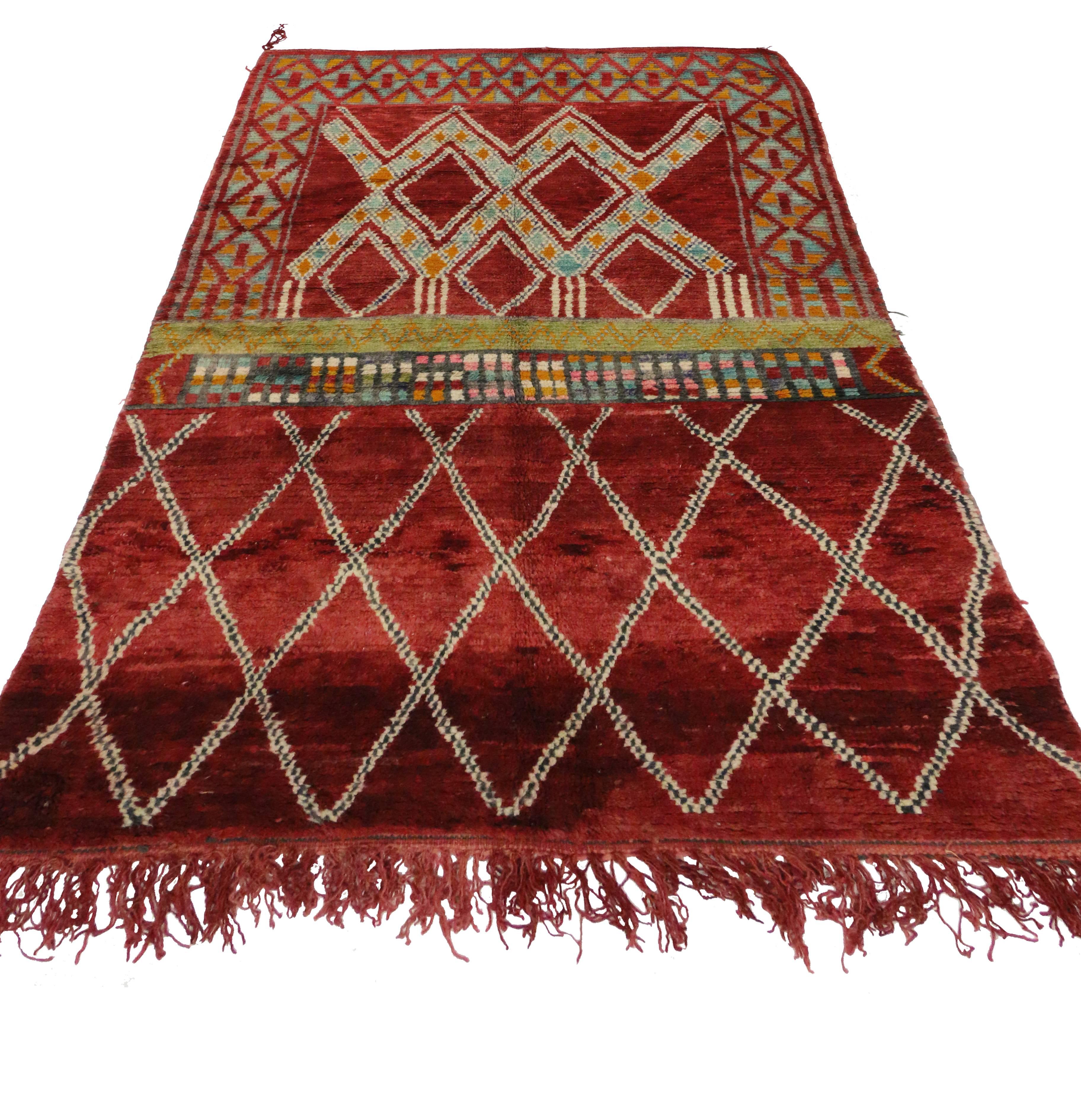 Contemporary Mid-Century Modern Berber Moroccan Rug with Modern Tribal Style