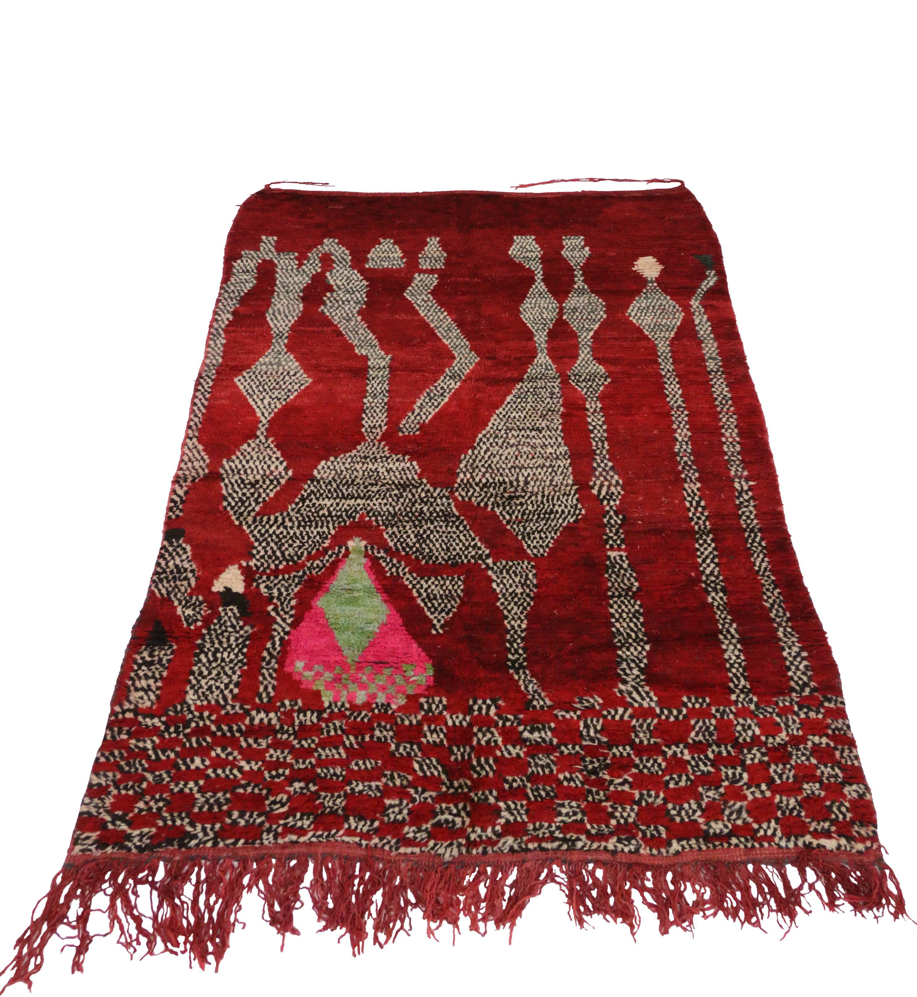 Vintage Berber Moroccan Rug with Abstract Design In Excellent Condition In Dallas, TX