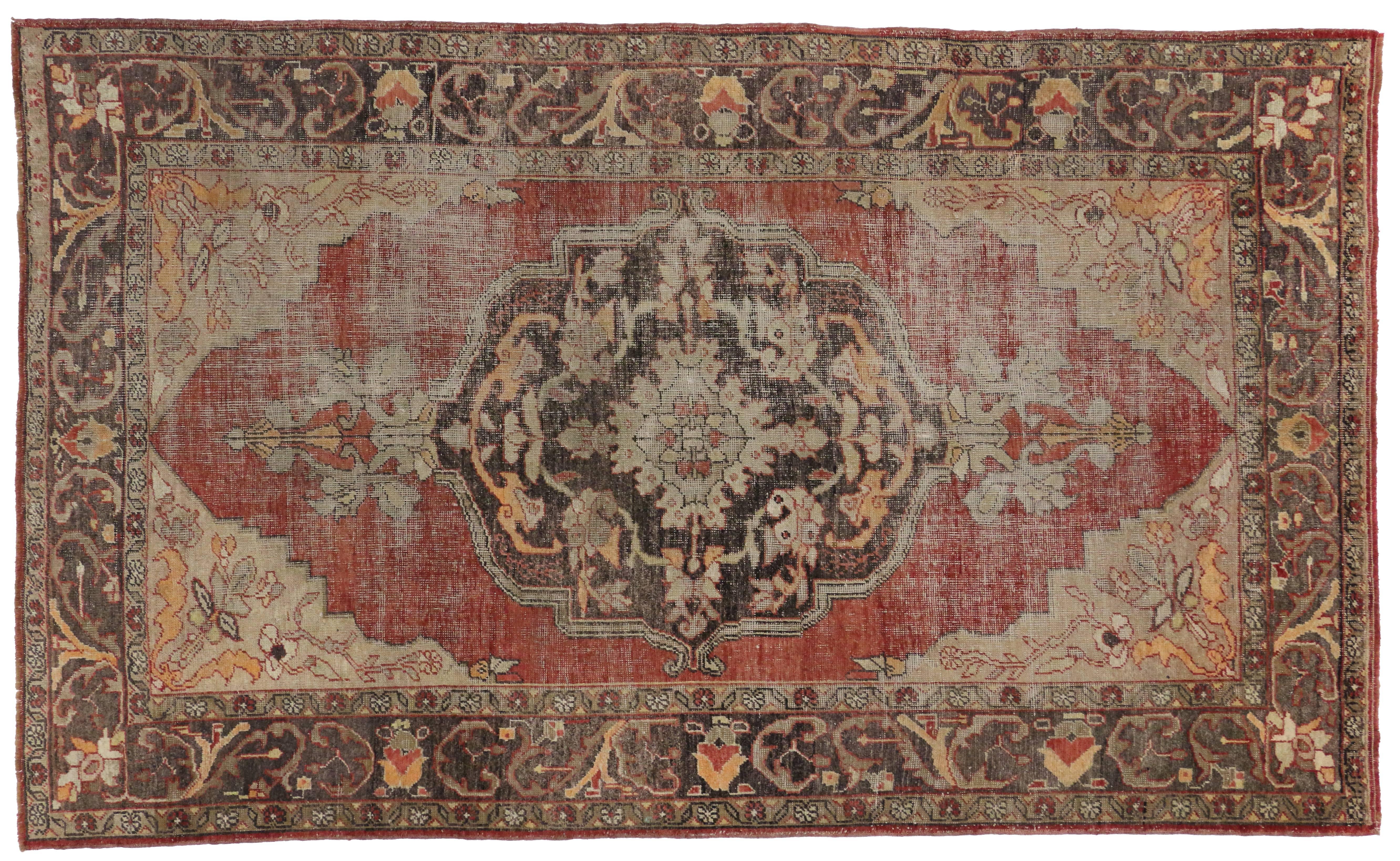 Distressed Vintage Turkish Oushak Rug with Rustic English Manor Style  For Sale 4