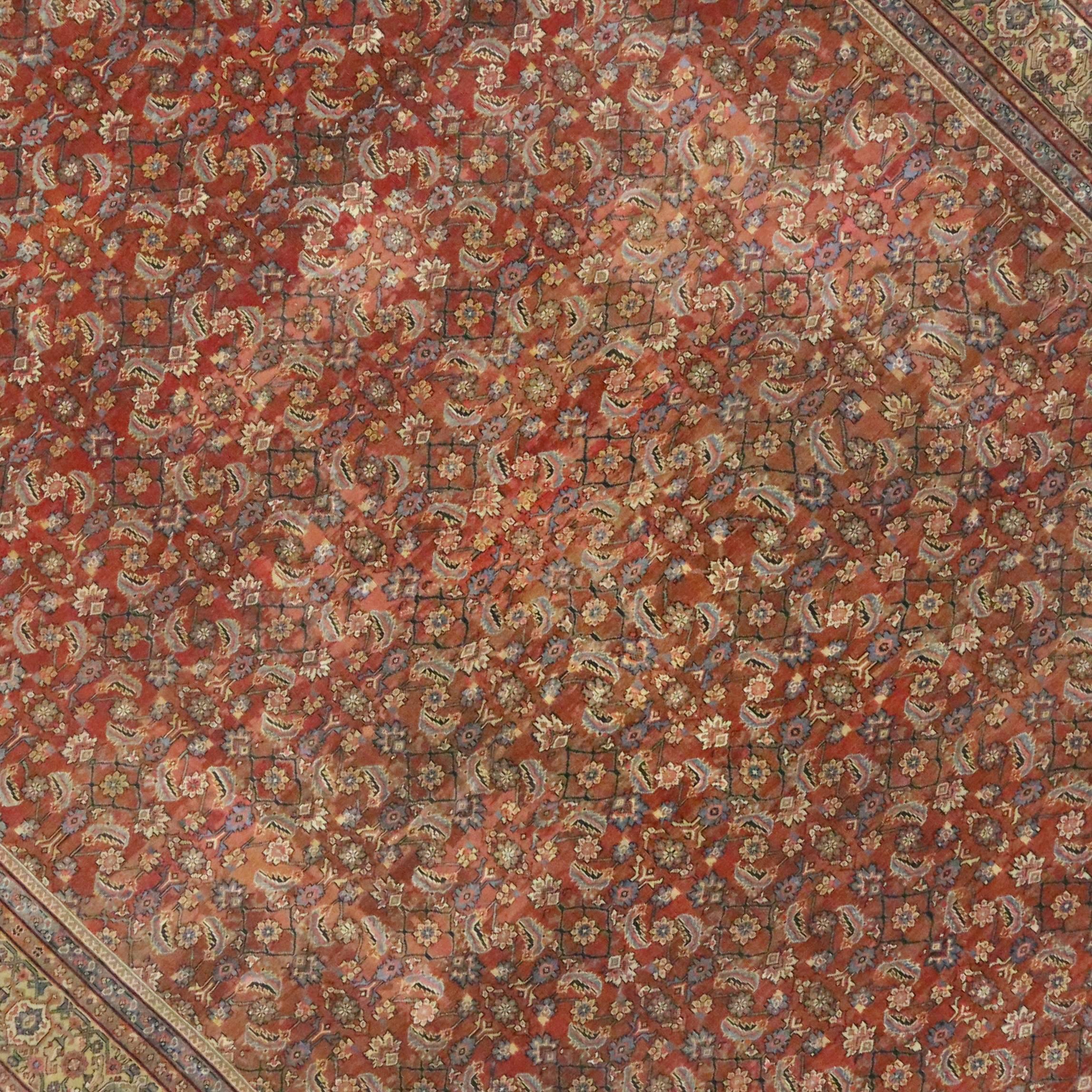 Alfombra Persa Farahan Antigua de Gran Tamaño de 1880, Alfombra de Vestíbulo de Hotel Anudado a mano en venta