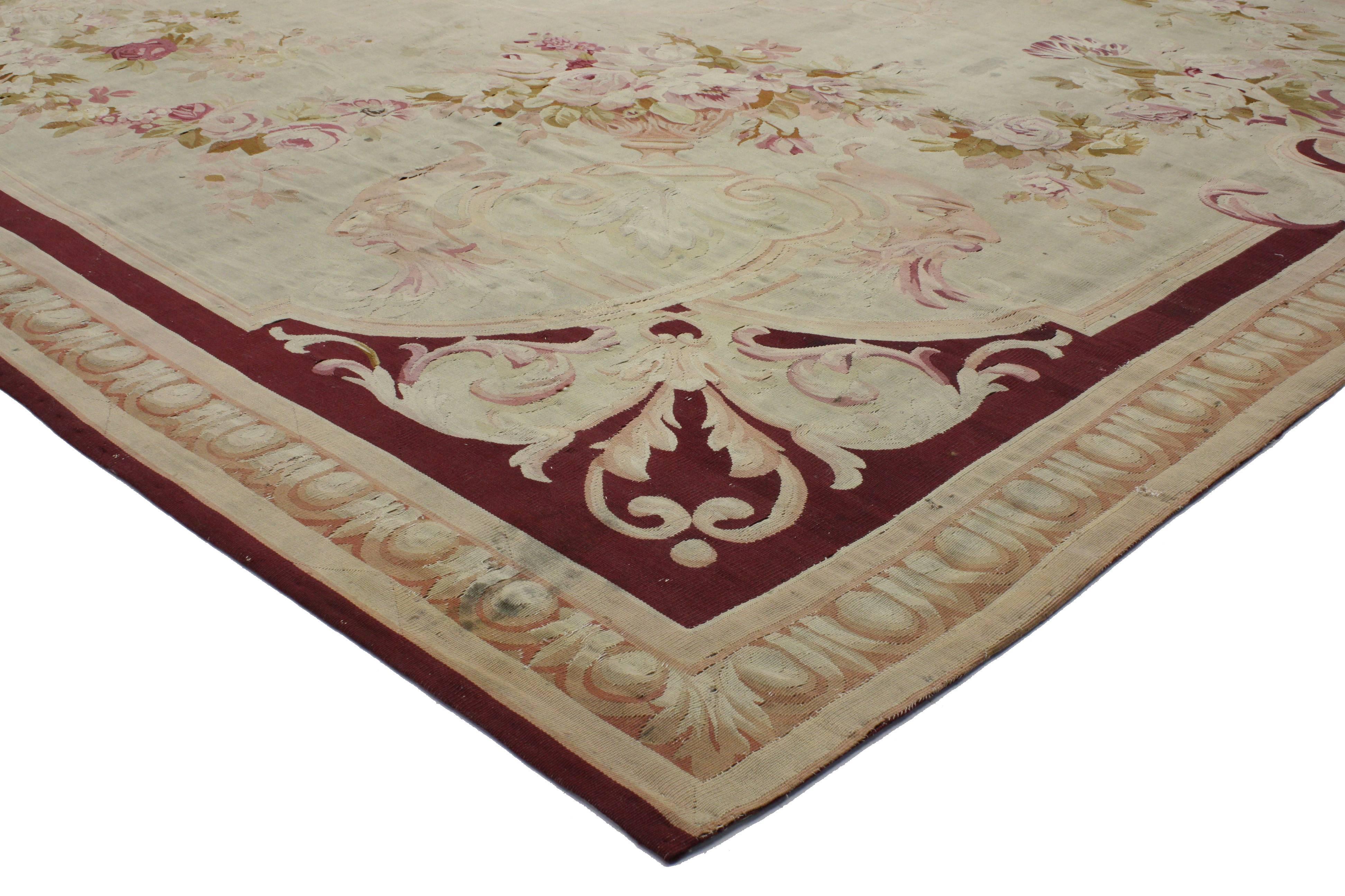 Late 19th Century French Romanticism Antique Aubusson Rug 5