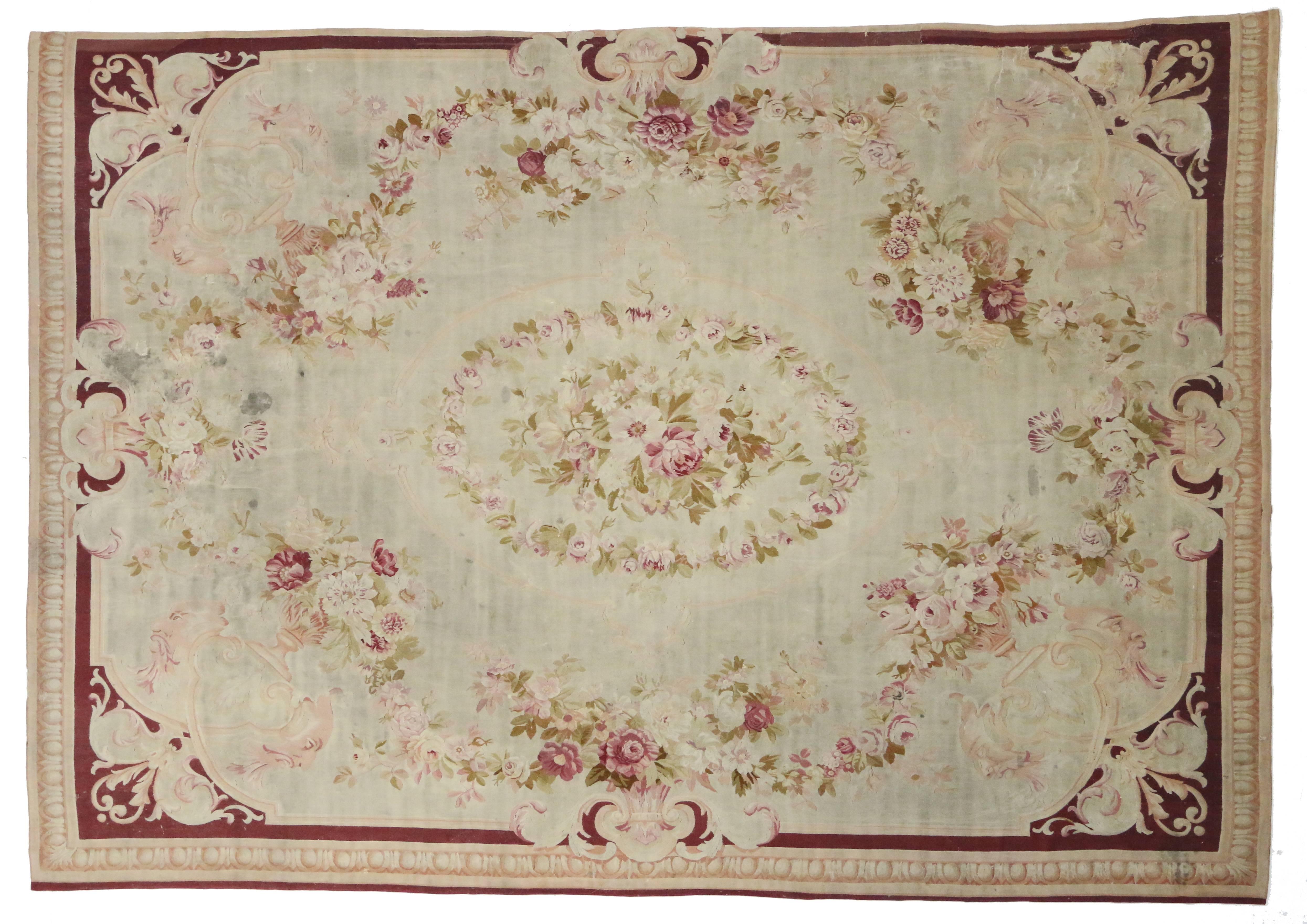 Late 19th Century French Romanticism Antique Aubusson Rug 6