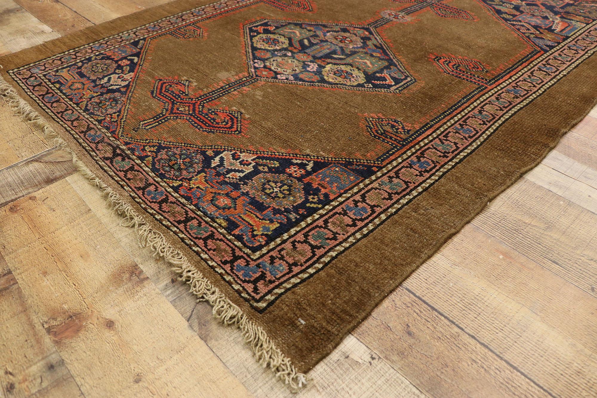 XIXe siècle Tapis de couloir persan Malayer ancien vieilli en mauvais état en vente