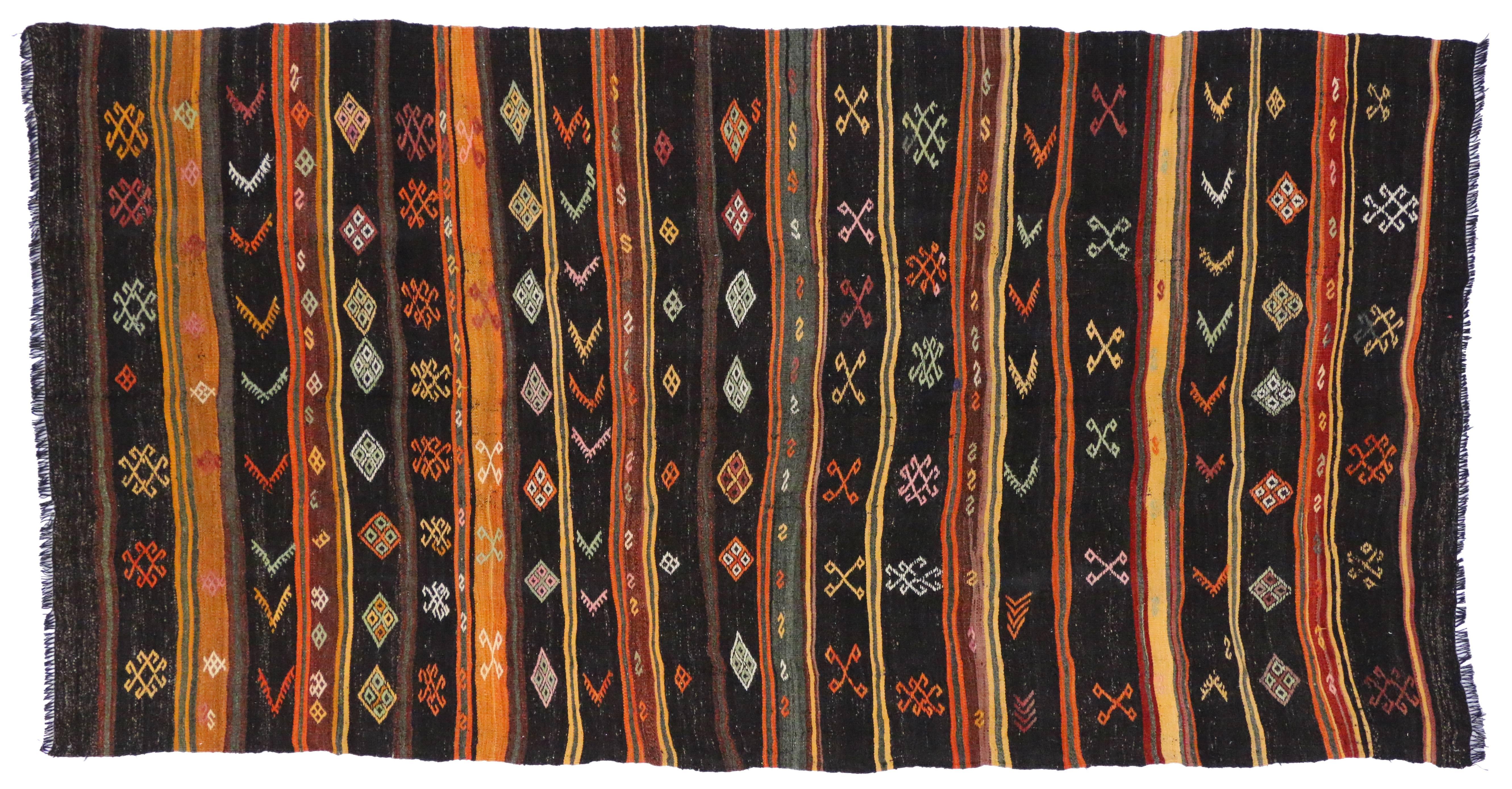 20th Century Vintage Turkish Kilim Rug with Modern Tribal Design, Flatweave Kilim Rug.