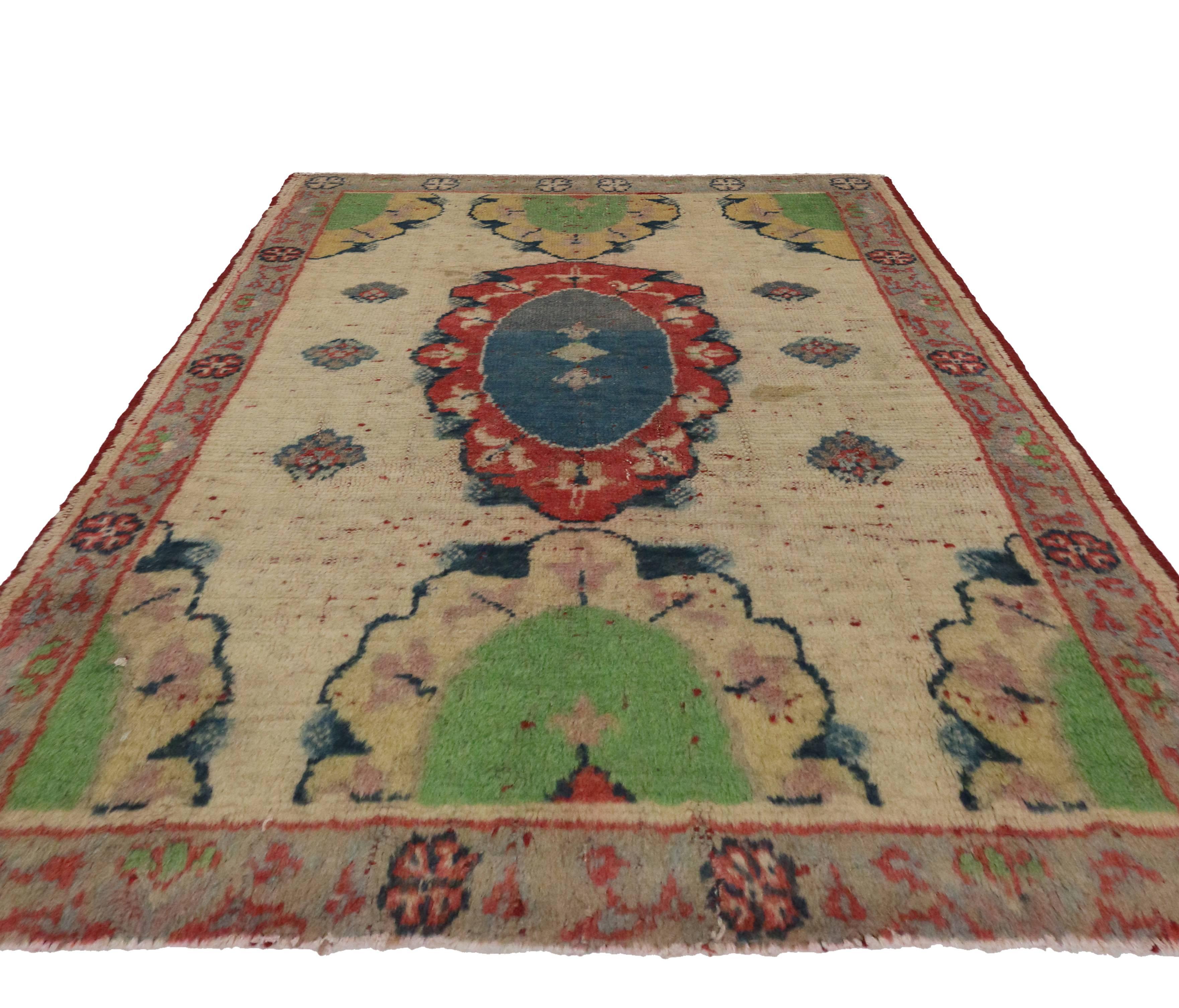 Vintage Yastik Turkish Rug with Modern Style In Good Condition In Dallas, TX