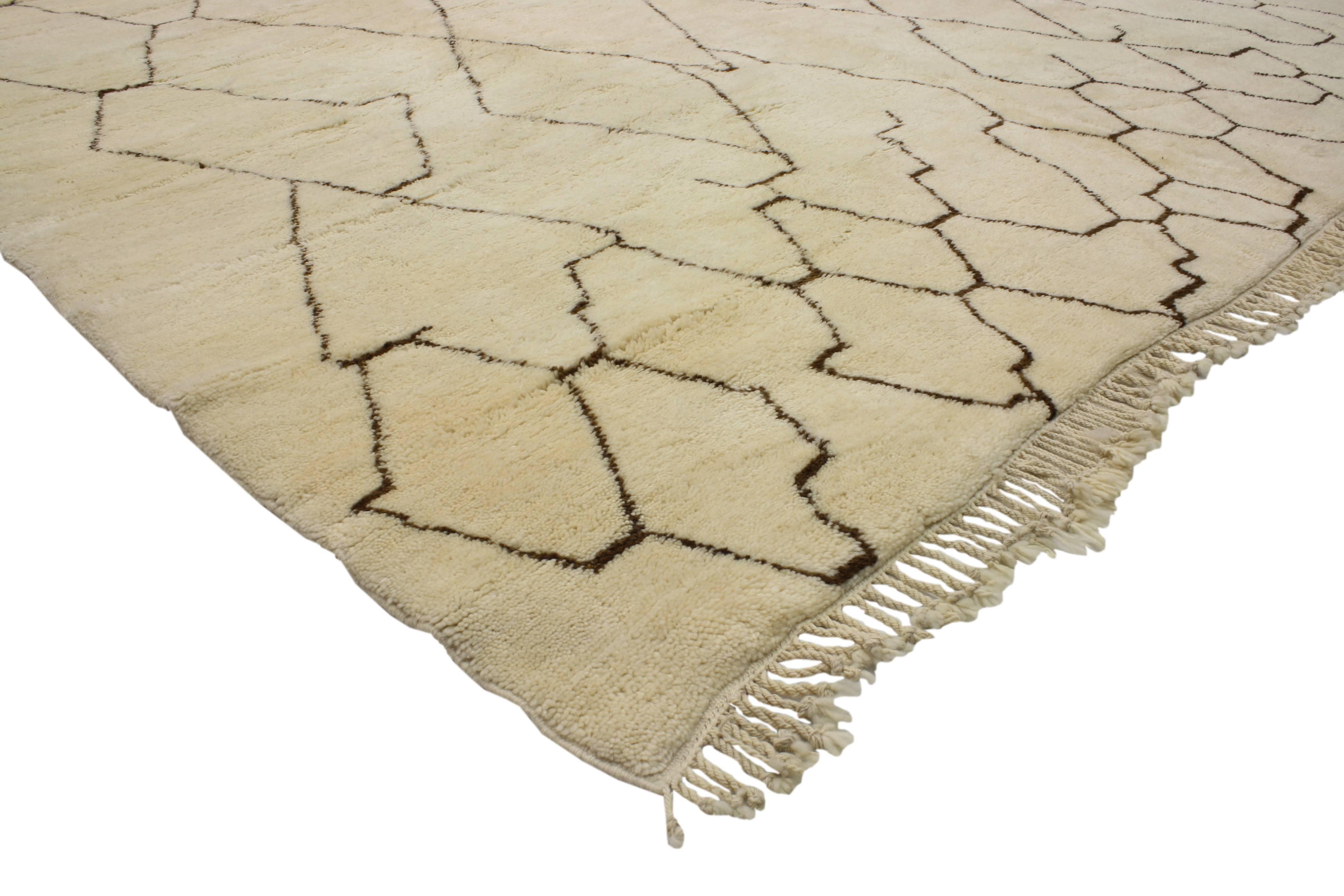 Organic Modern New Contemporary Moroccan Rug with Nomadic Style and Hygge Vibes