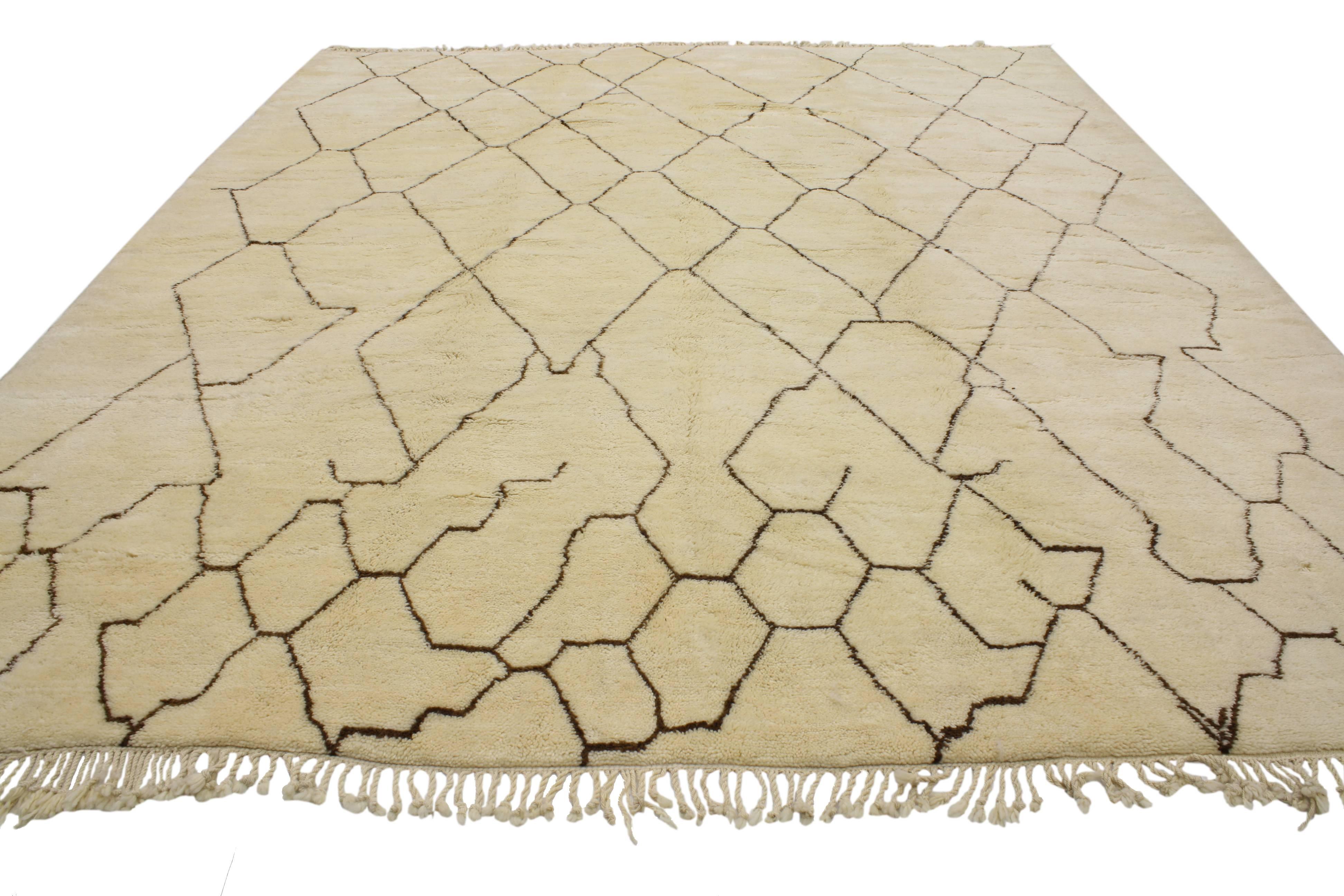 New Contemporary Moroccan Rug with Nomadic Style and Hygge Vibes In New Condition In Dallas, TX
