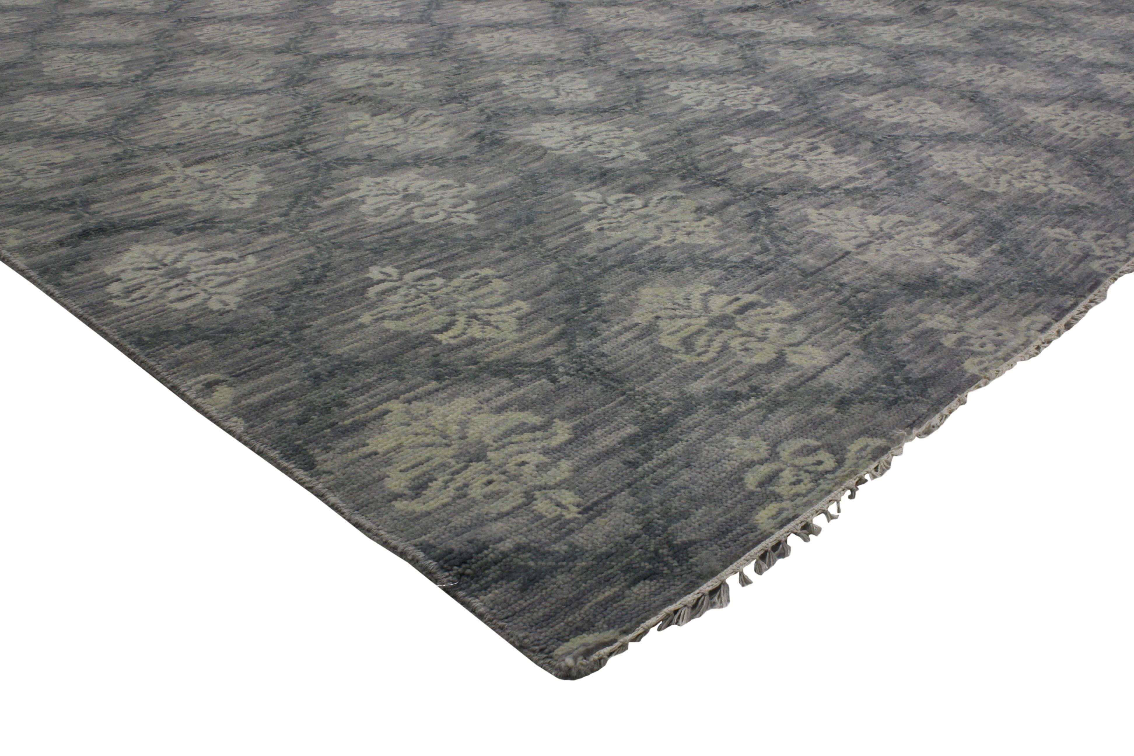 30257 New Modern Transitional Damask Area Rug, Contemporary Victorian Damask Rug 10'00 x 14'00. Verleihen Sie Ihrem Raum ein exotisches und frisches Update mit diesem modernen Damast-Teppich im Übergangsstil. Das allover und sich wiederholende