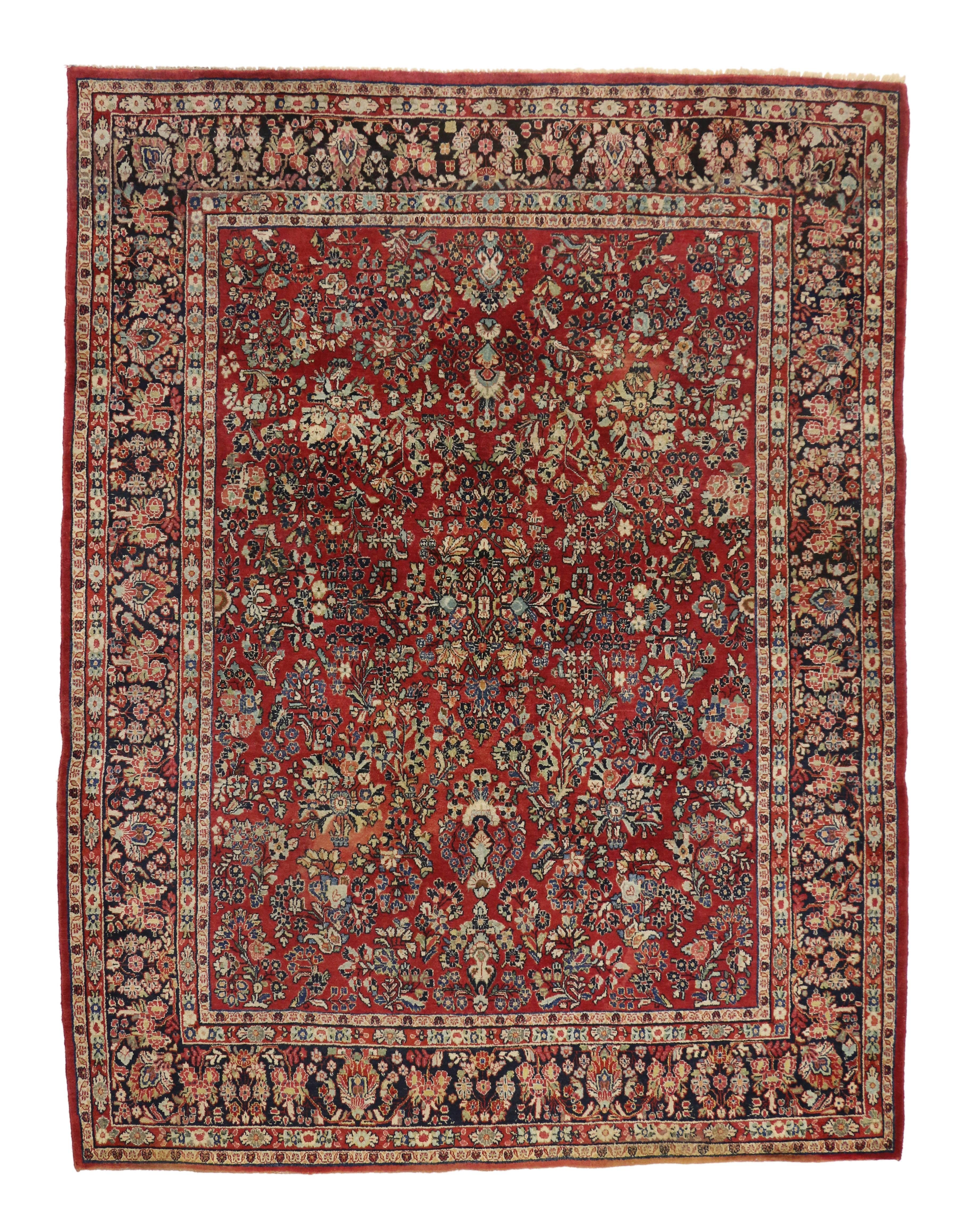 Antique Sarouk Persian Rug with Traditional Style In Good Condition For Sale In Dallas, TX