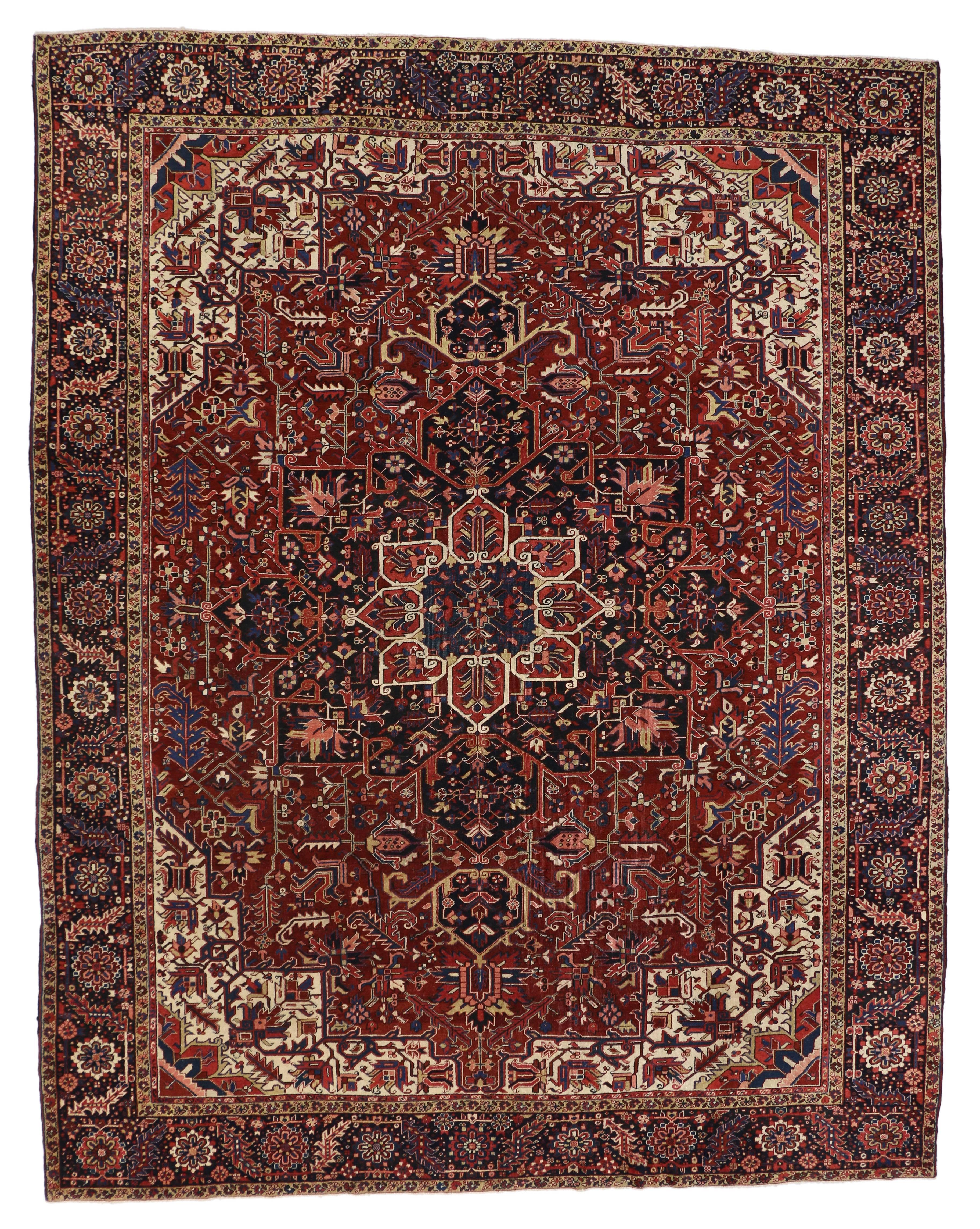 Antique Persian Heriz Rug with English Tudor Manor Style For Sale 2