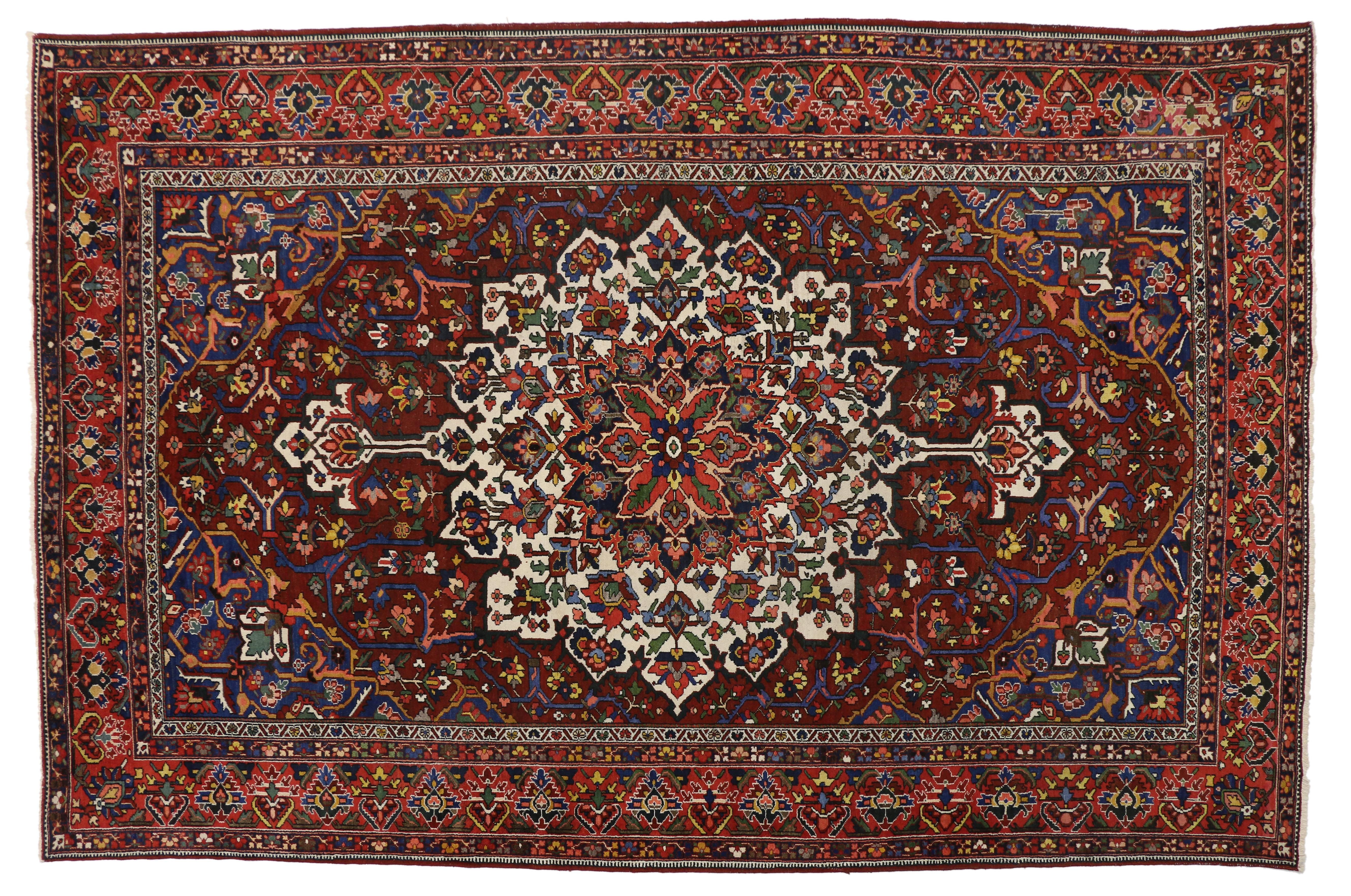 Wool Antique Persian Bakhtiari Rug with Traditional Modern Style For Sale