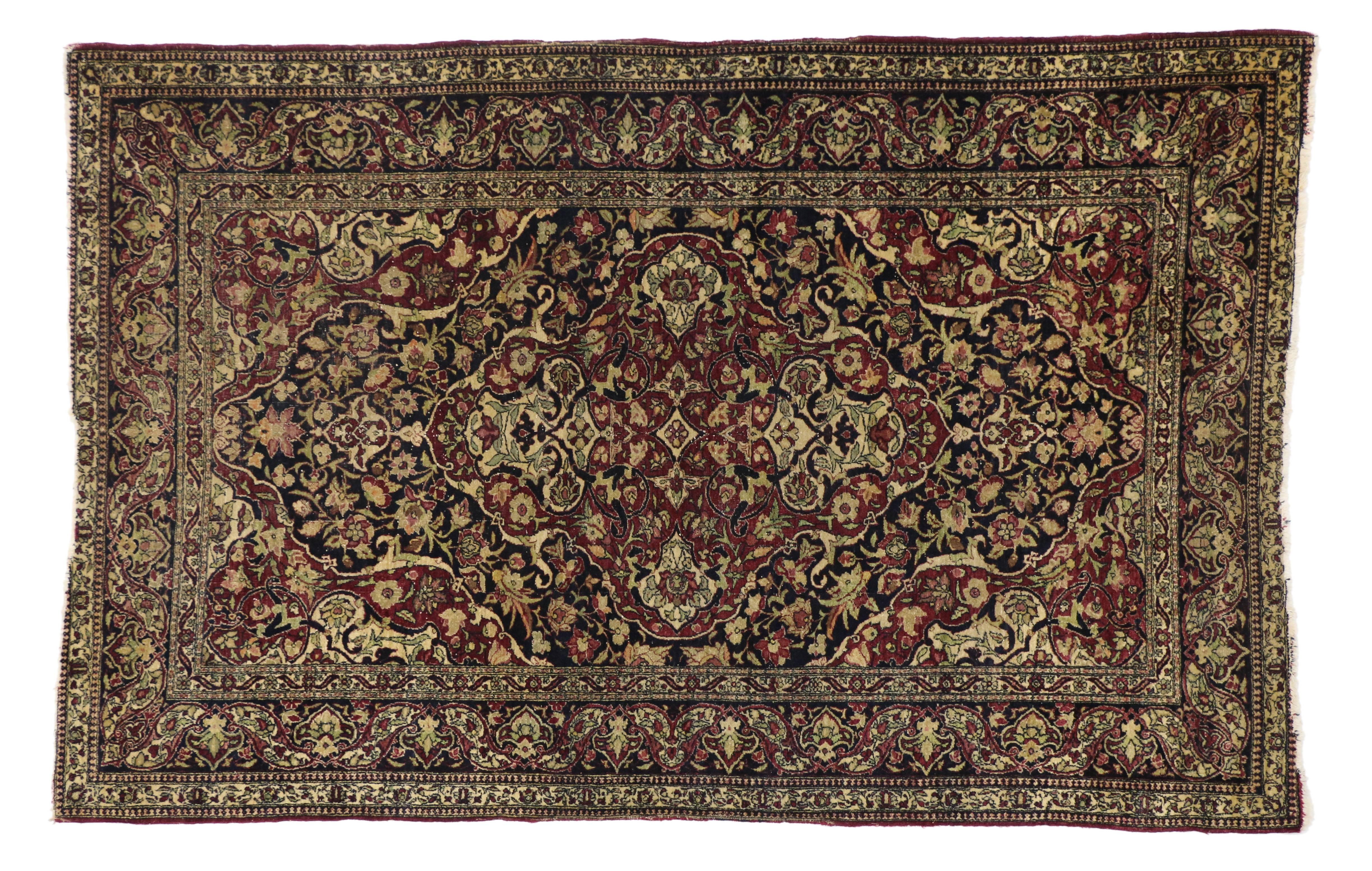Antiker antiker persischer Kerman-Teppich im traditionellen Stil, antiker Kirman-Perserteppich (Handgeknüpft) im Angebot