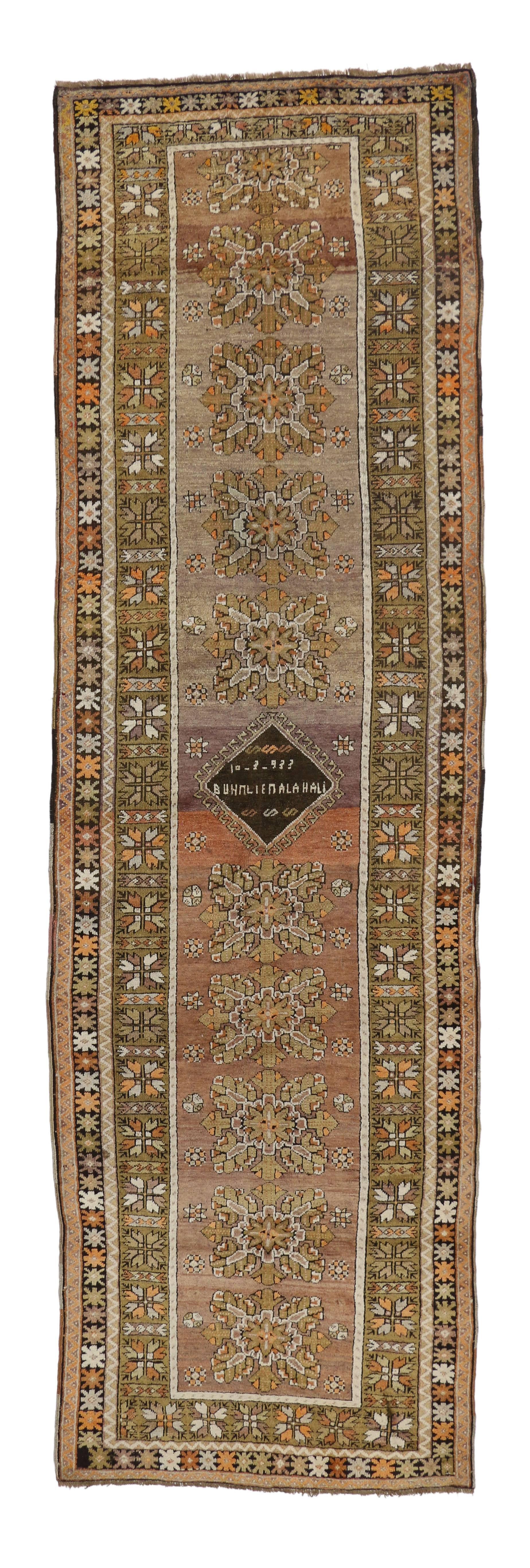 Vintage Turkish Oushak Runner with Modern Traditional Style, Hallway Runner In Good Condition For Sale In Dallas, TX