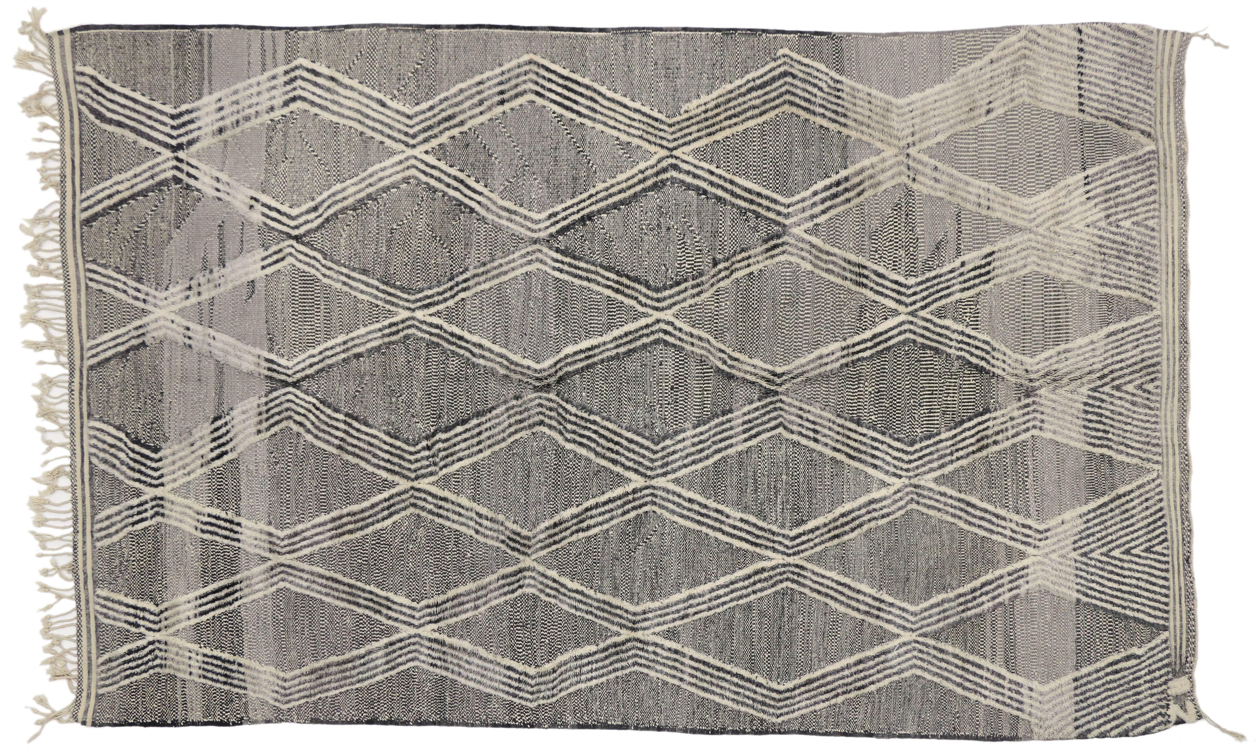 Contemporary Modern Moroccan Rug with High and Low Pile In Excellent Condition In Dallas, TX