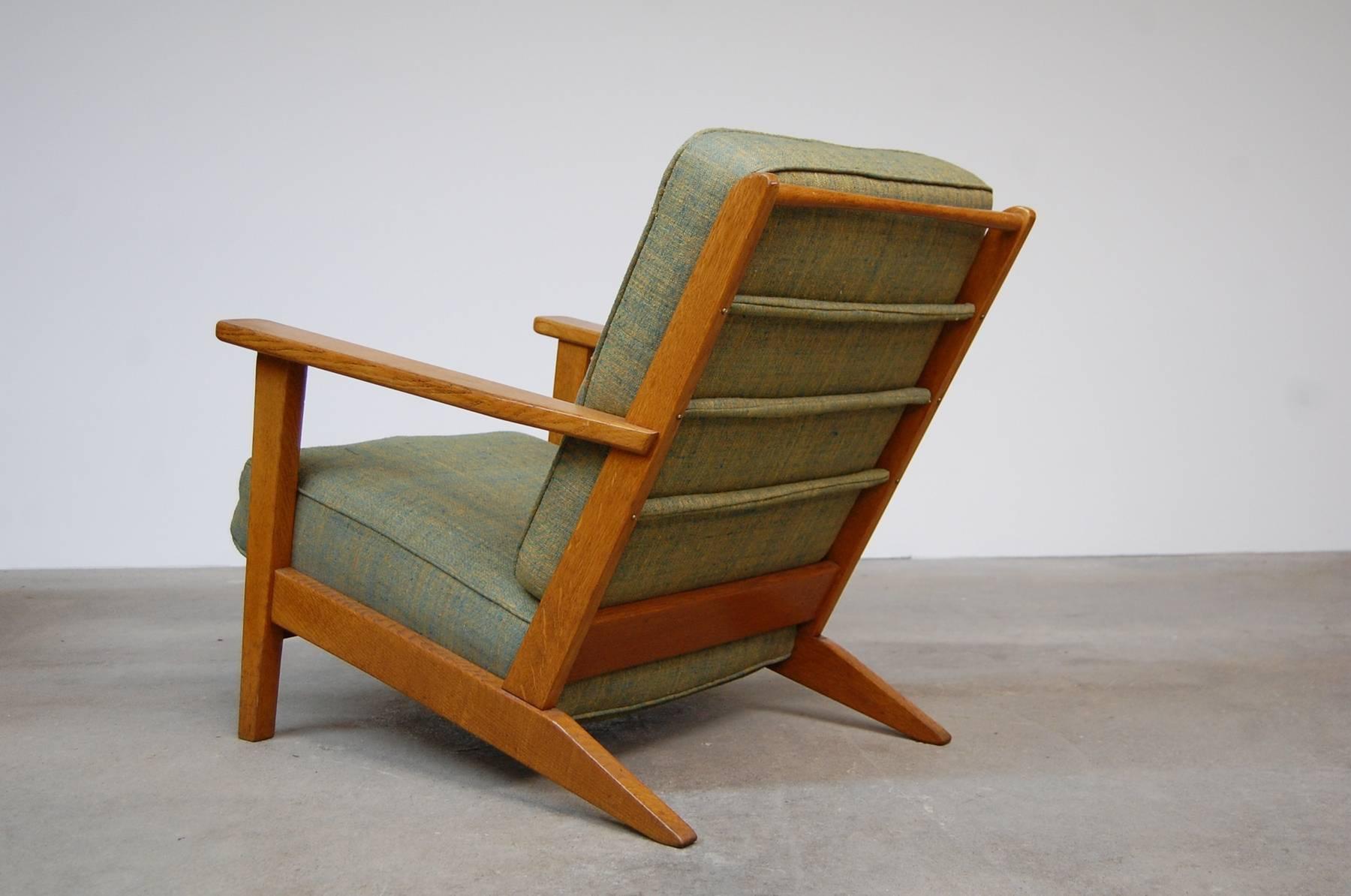 20th Century Pair of Modernist Lounge Chairs from France For Sale