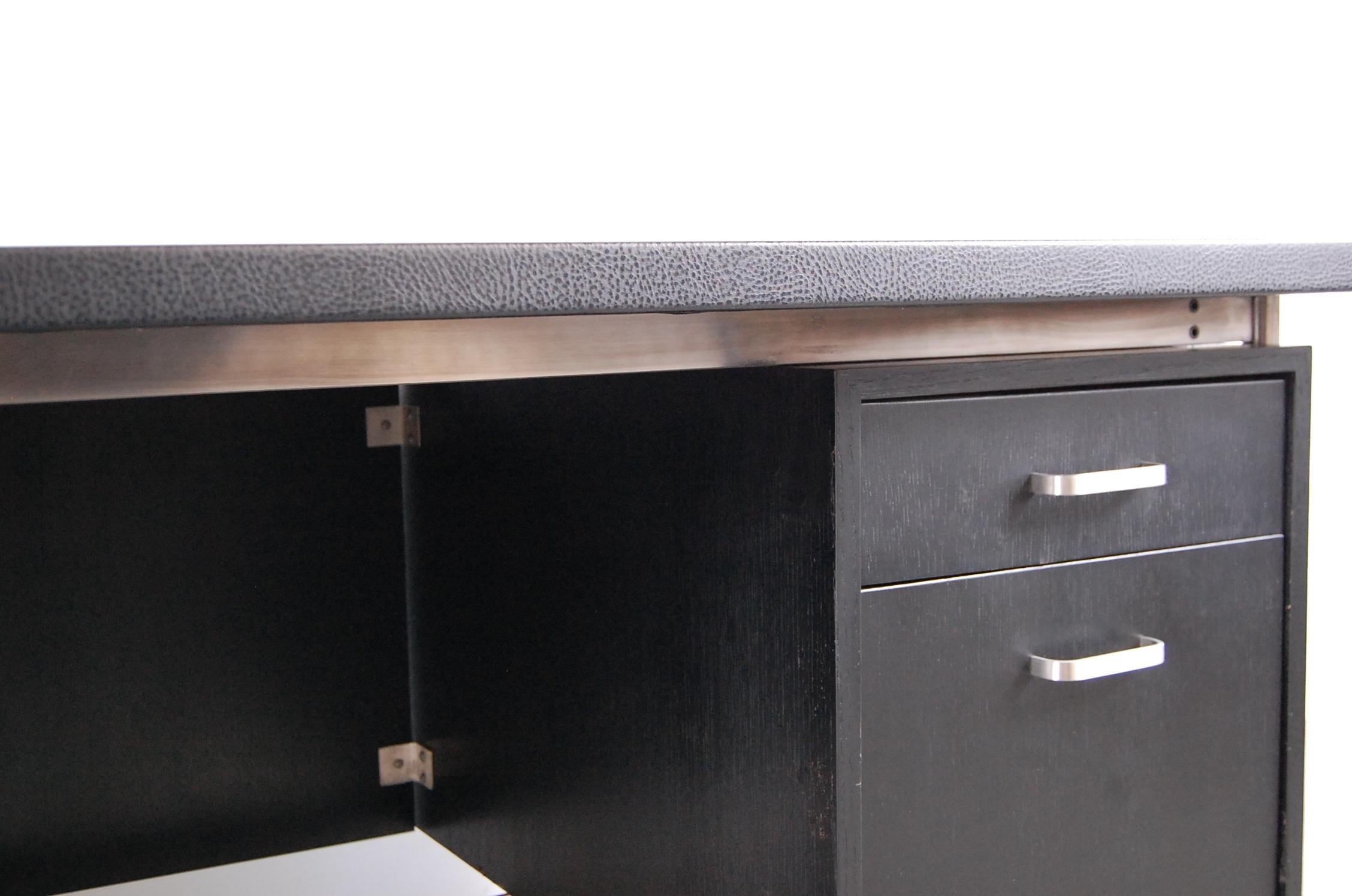 20th Century Desk from the Seagram Building in New York City For Sale