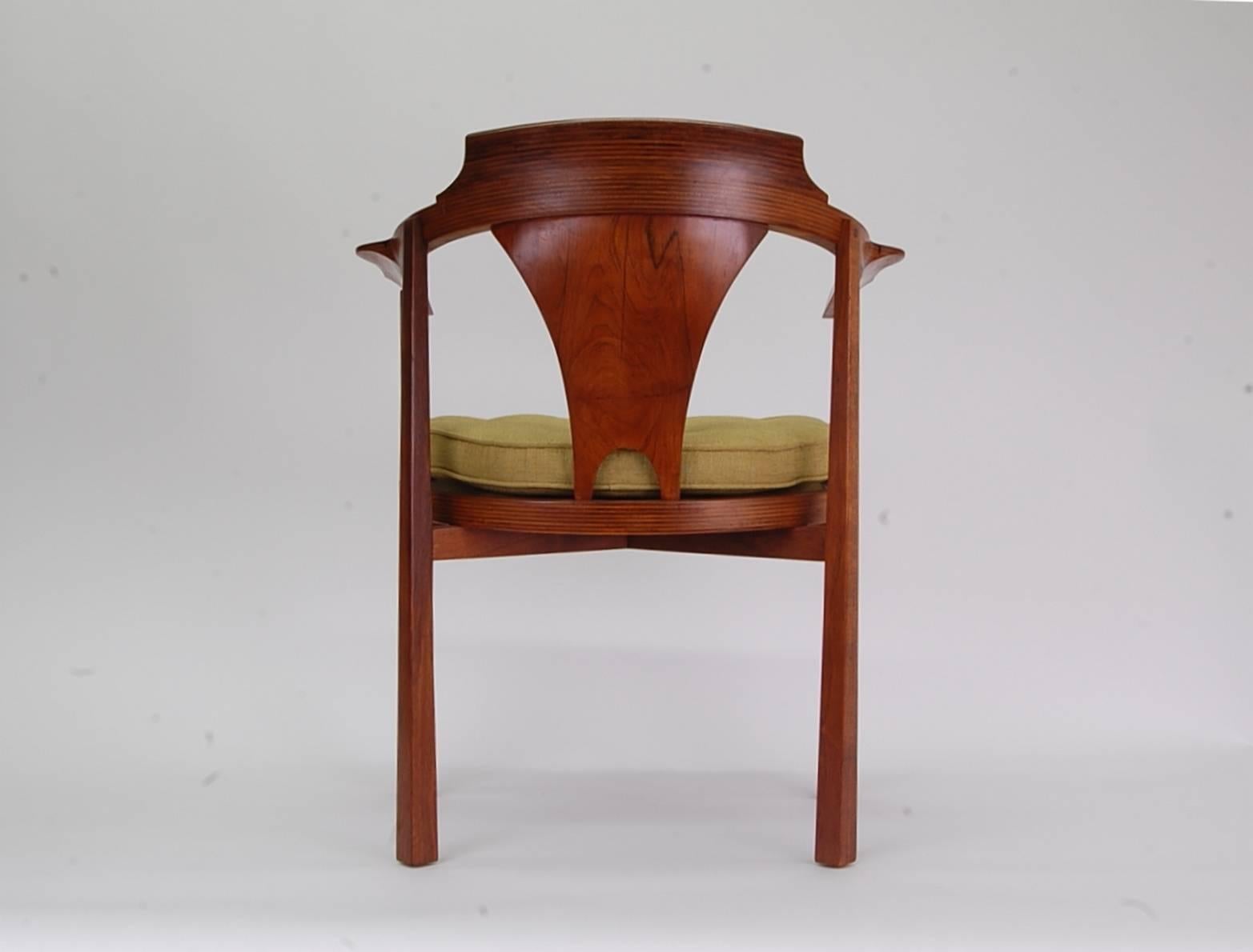 20th Century Early Edward Wormley for Dunbar Horseshoe Armchair For Sale