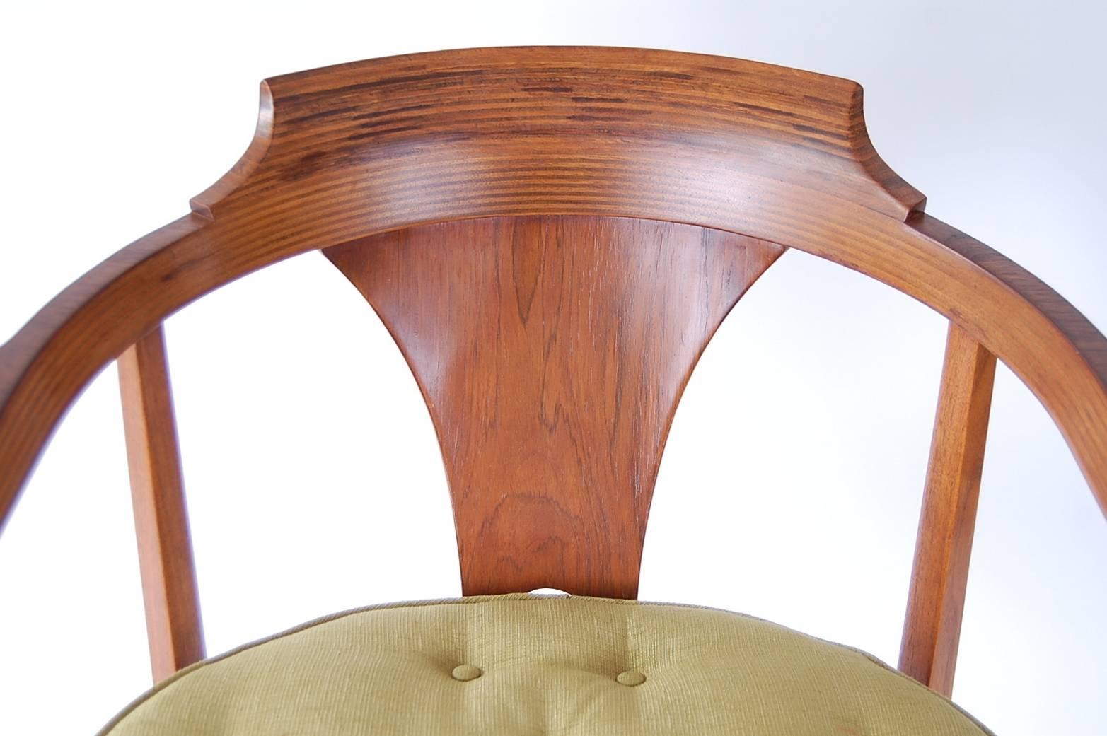 Plywood Early Edward Wormley for Dunbar Horseshoe Armchair For Sale