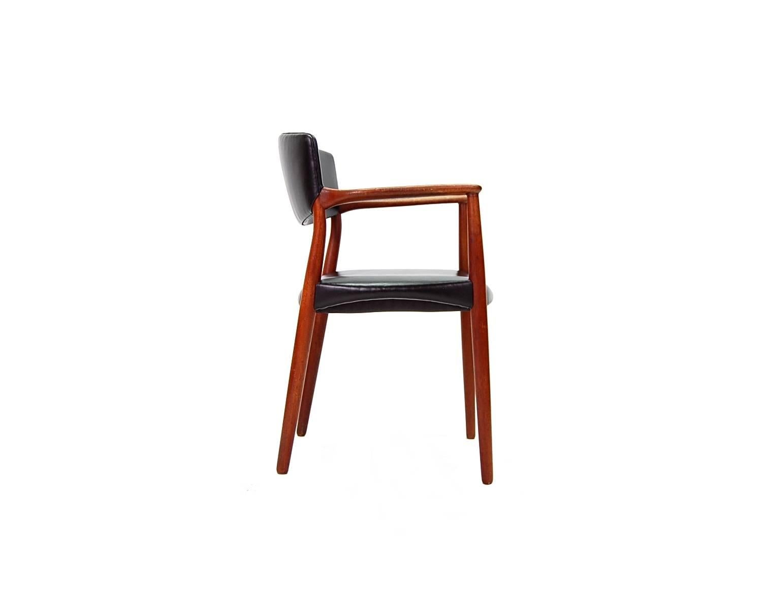 20th Century Armchair in Teak and Black Leather by Ejnar Larsen and Aksel Bender Madsen