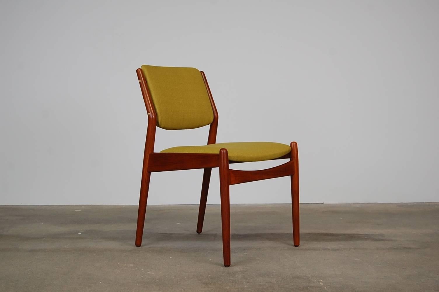 Set of Eight Danish Dining Chairs Designed by Arne Vodder 1
