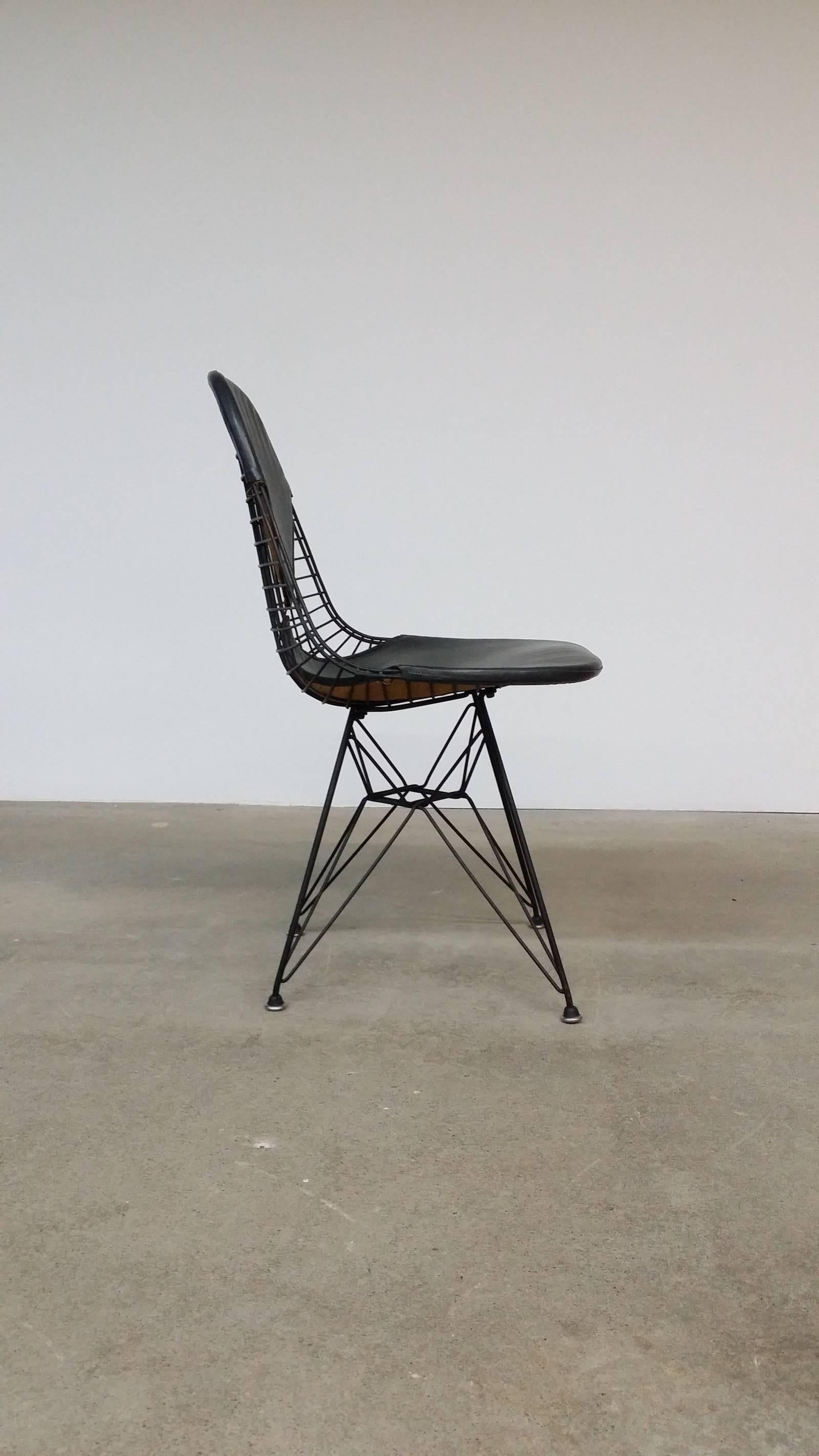 Mid-Century Modern Early Charles Eames DKR-2