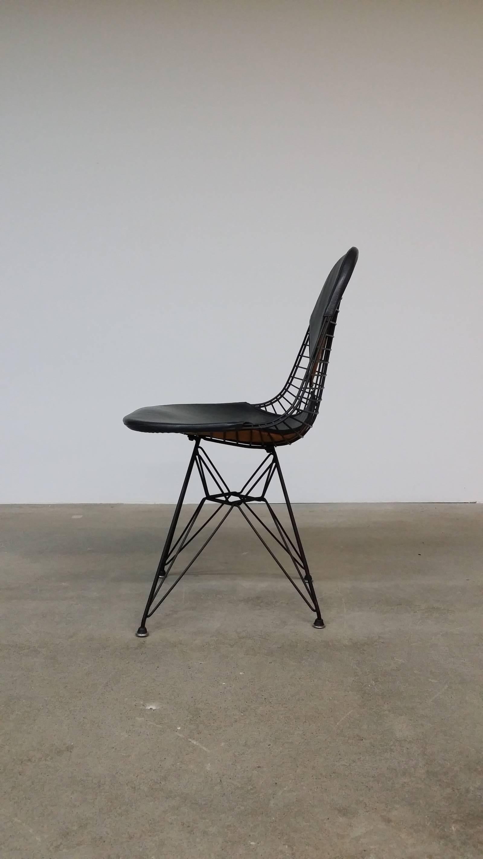 American Early Charles Eames DKR-2
