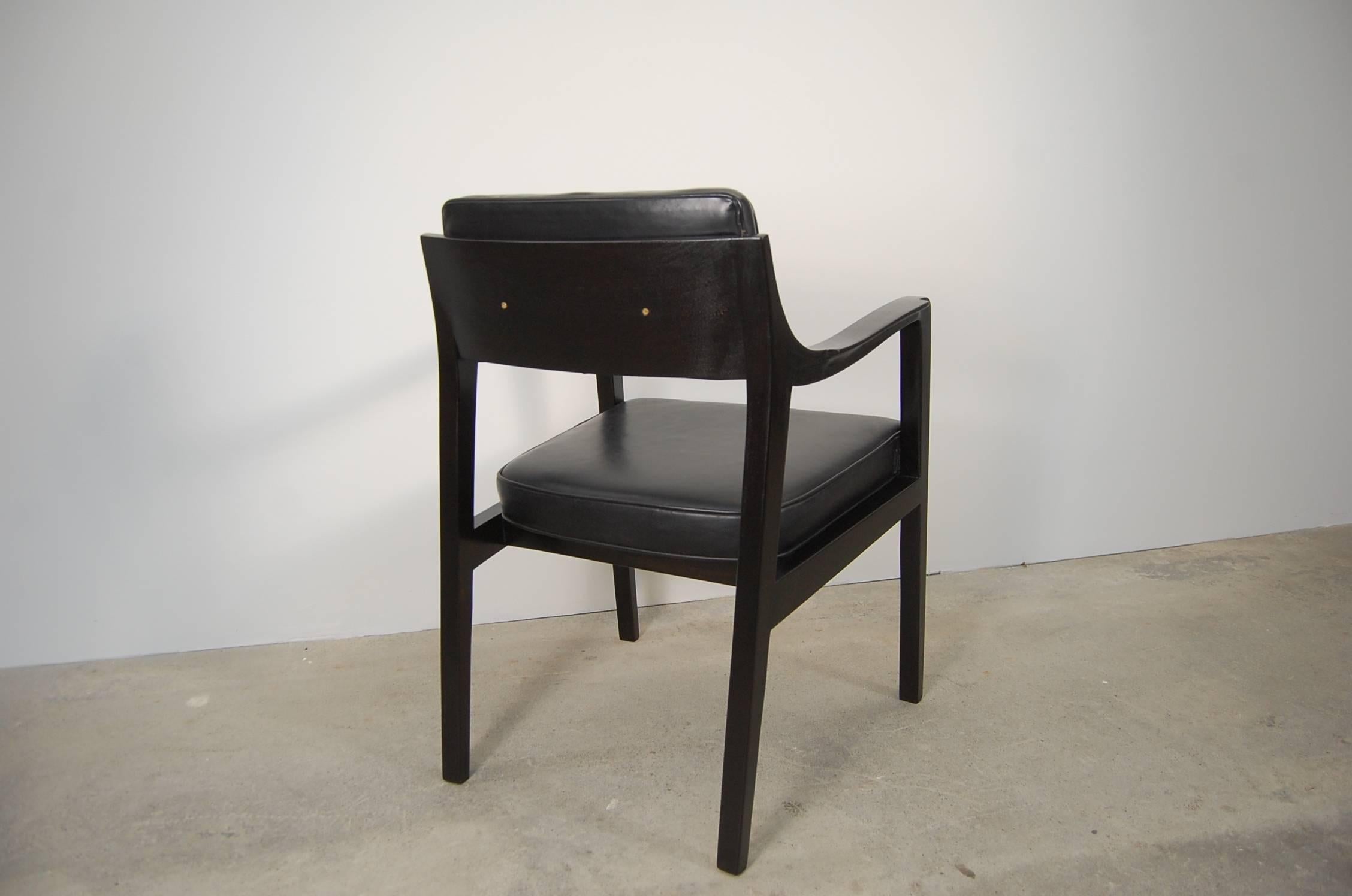 Pair of Dunbar Chairs in Black Leather In Good Condition For Sale In Providence, RI