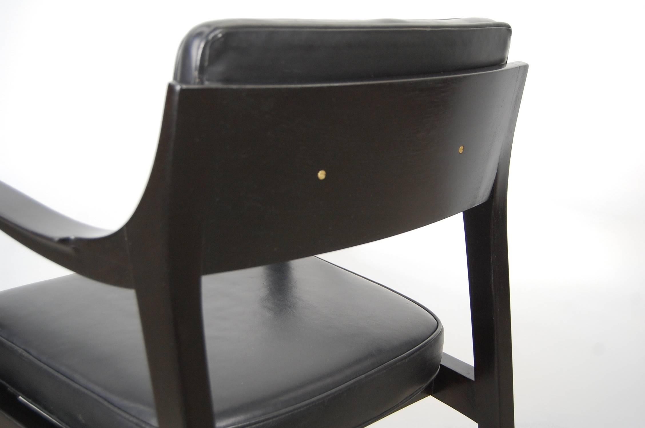 Pair of Dunbar Chairs in Black Leather For Sale 1