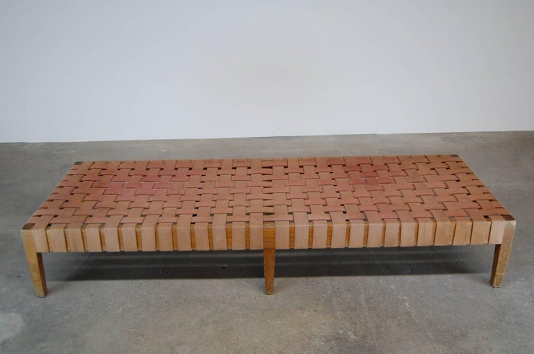 Organic Design Daybed in the Manner of Jens Risom at 1stDibs