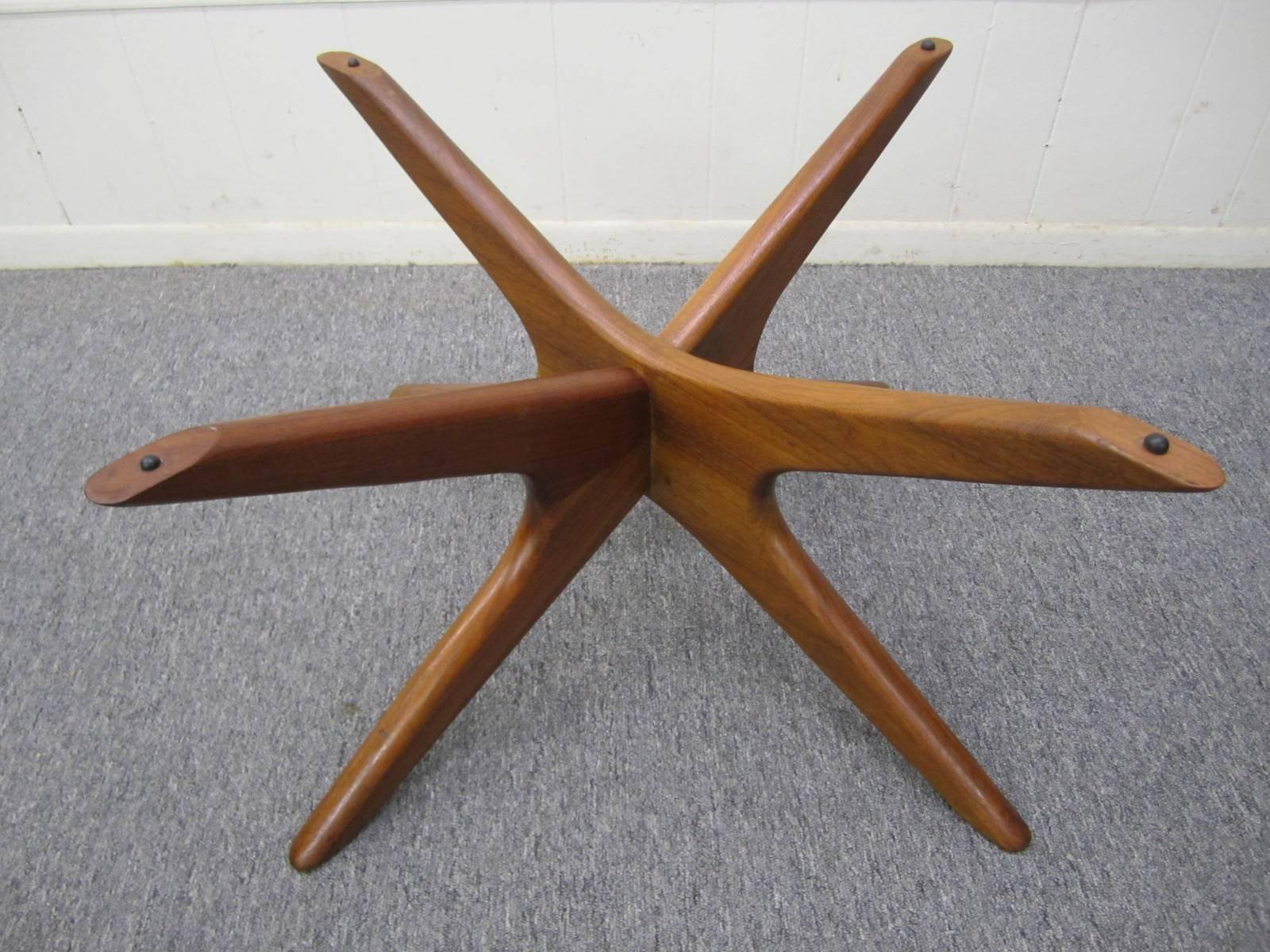 Gorgeous Adrian Pearsall solid walnut sculptural jax coffee table. This circular form is rather rare with most forms being oval or kidney shaped.