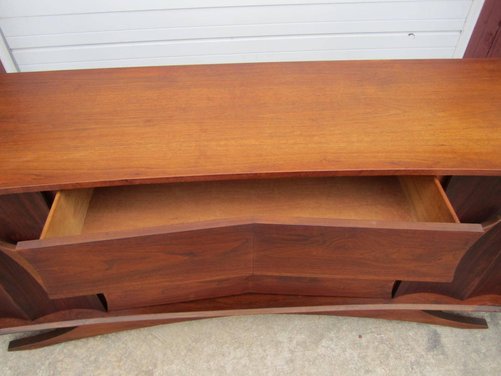 Mid-20th Century Fabulous Sculptural Walnut Credenza Mid-Century Modern