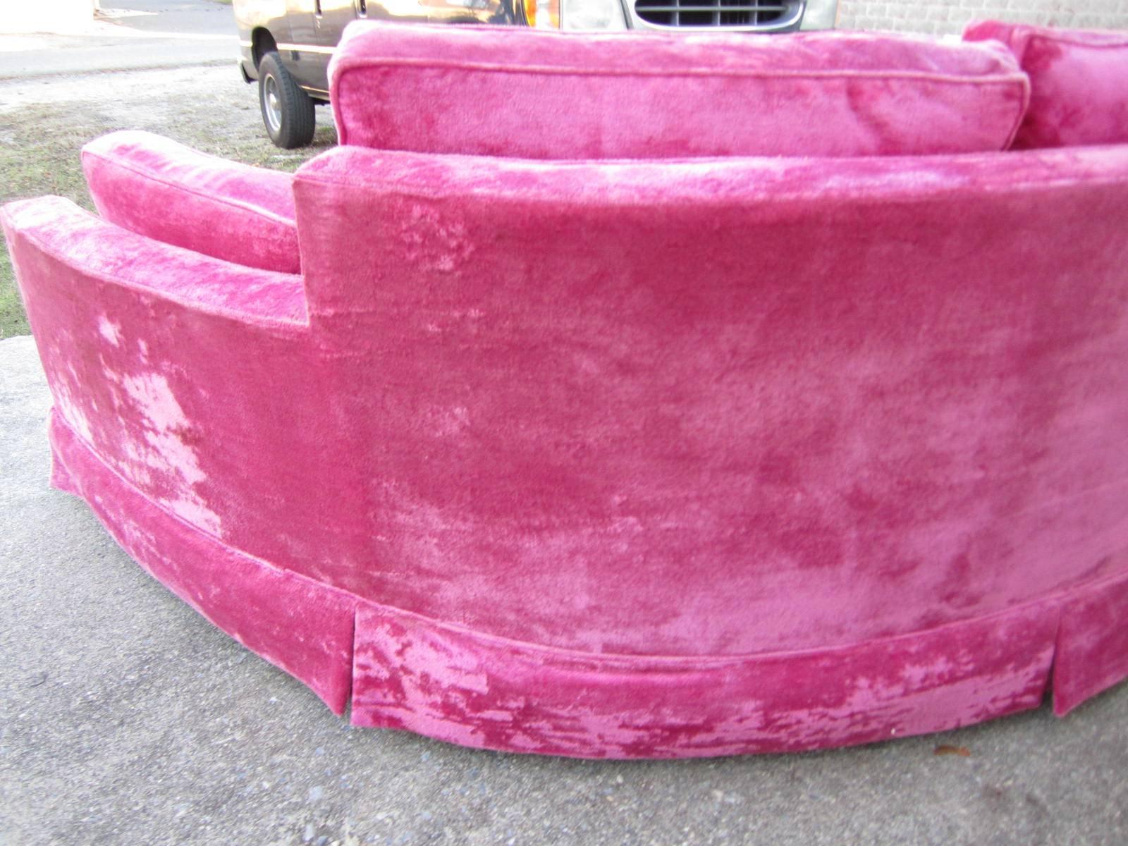 Scrumptious Harvey Probber Hot Pink Crescent Sofa, Mid-Century Modern In Excellent Condition In Pemberton, NJ